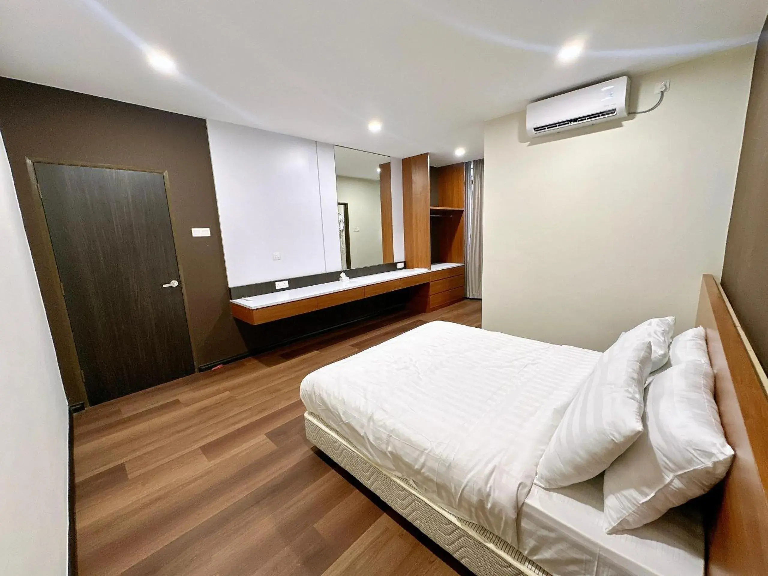 STAR HOTEL STAR HOTEL