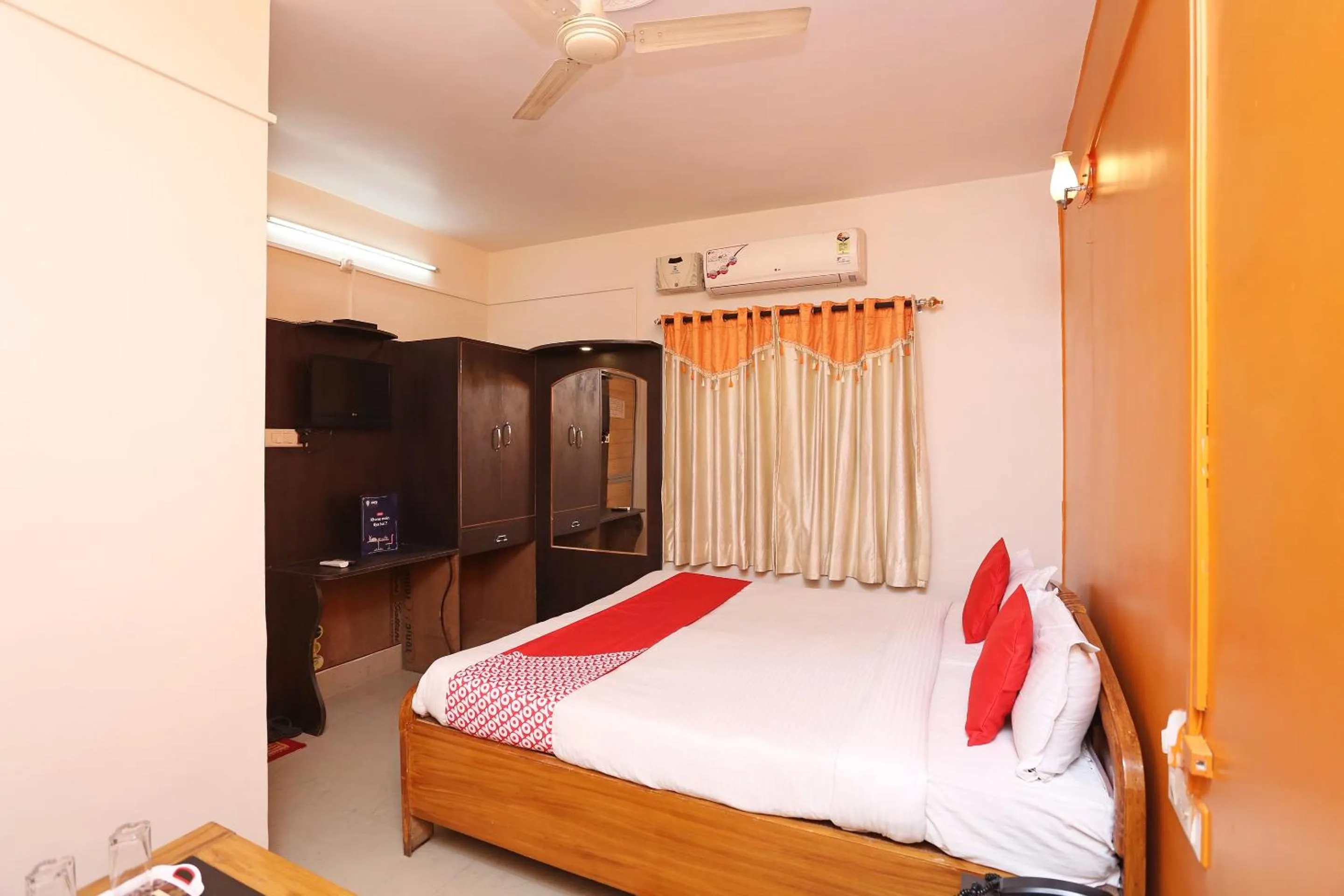 Bedroom, Bed in Hotel O New Mega Palace