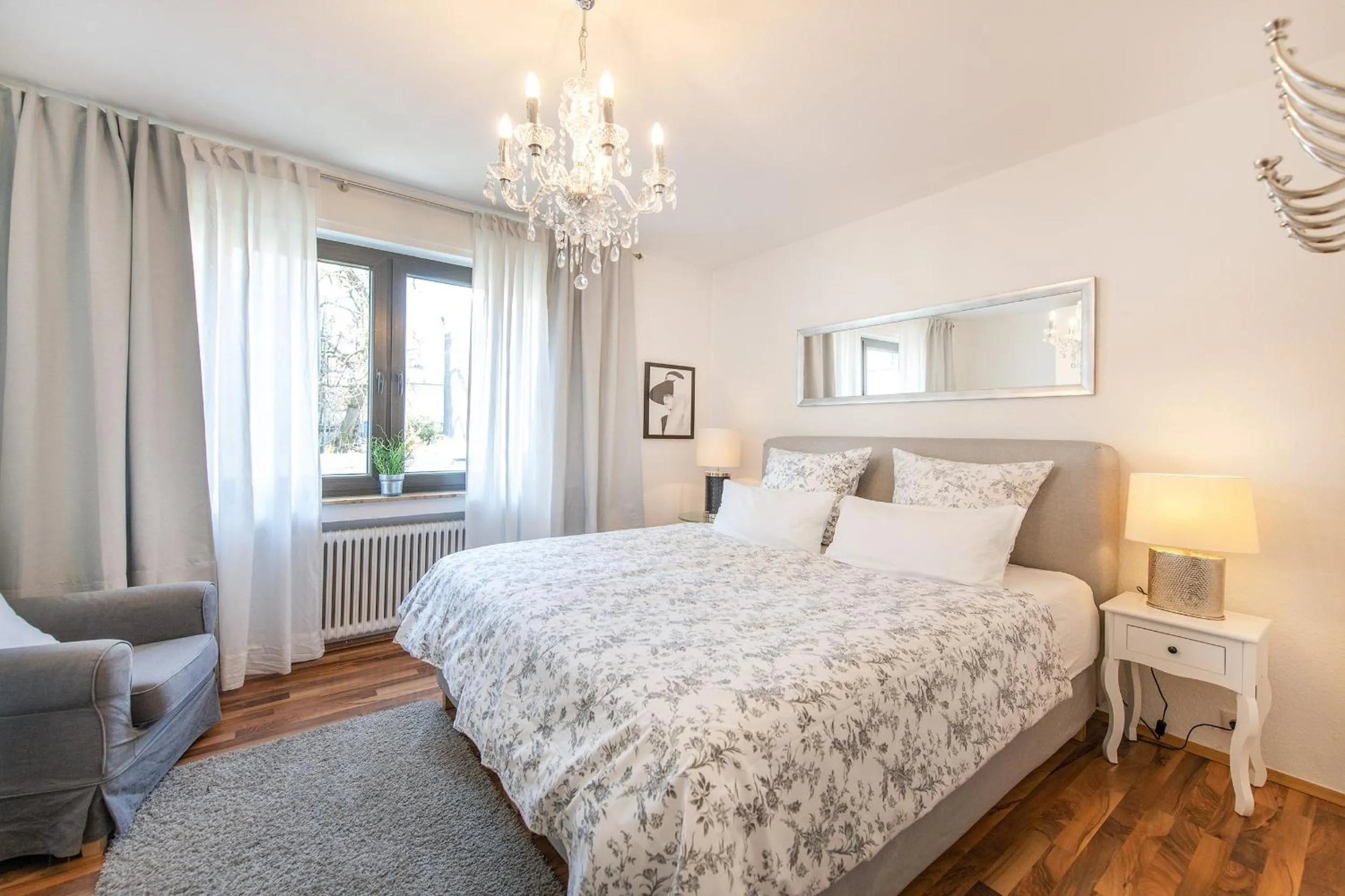 Bed in Ferienwohnung Koblenz Altstadt
