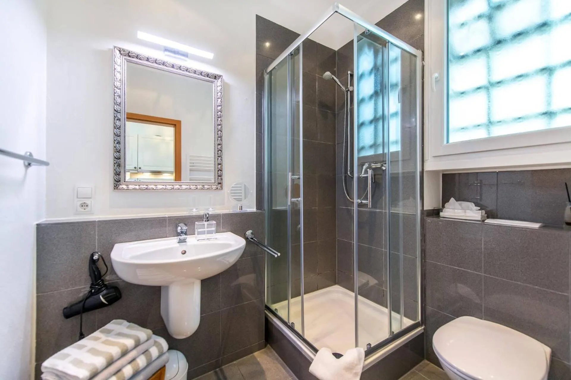 Bathroom in Ferienwohnung Koblenz Altstadt
