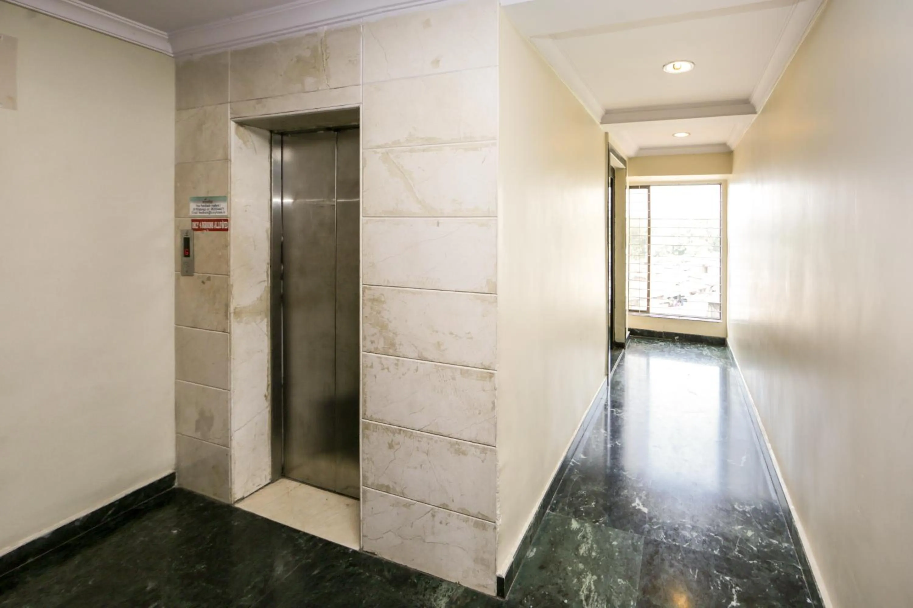 Floor plan in Hotel Lucky Goregaon