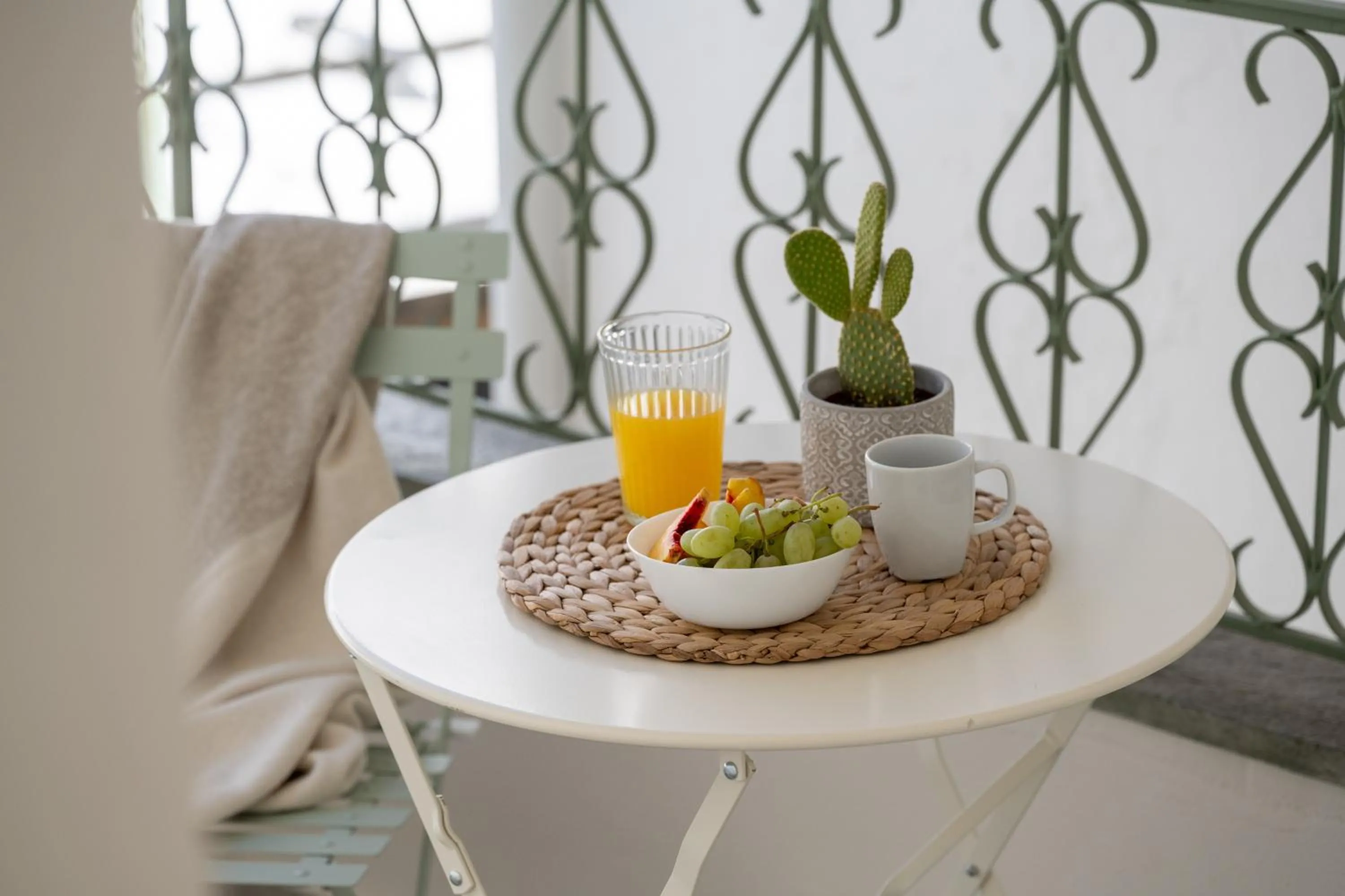 Seating area in Capella Skiathos, Residences