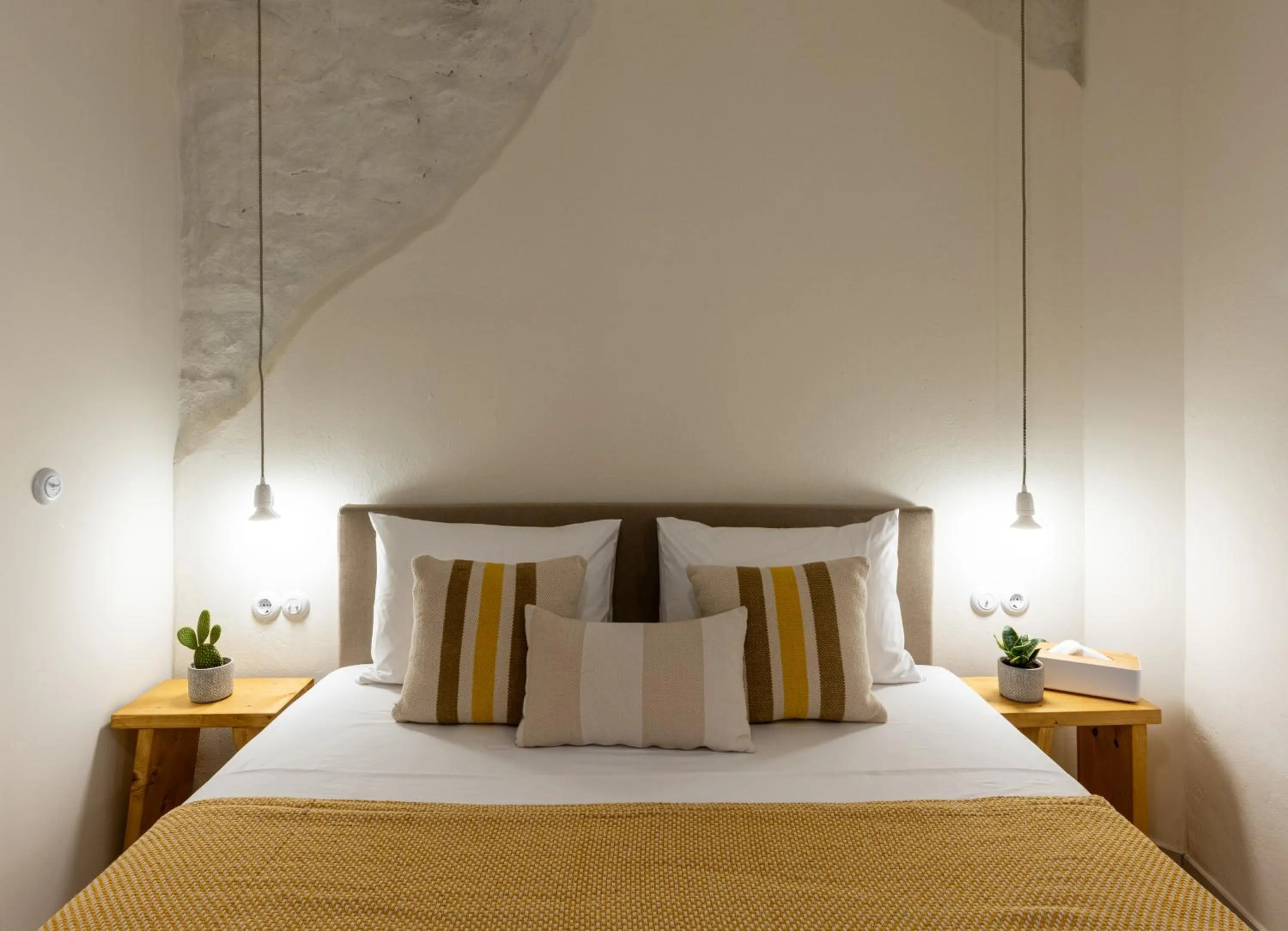 Bed in Capella Skiathos, Residences