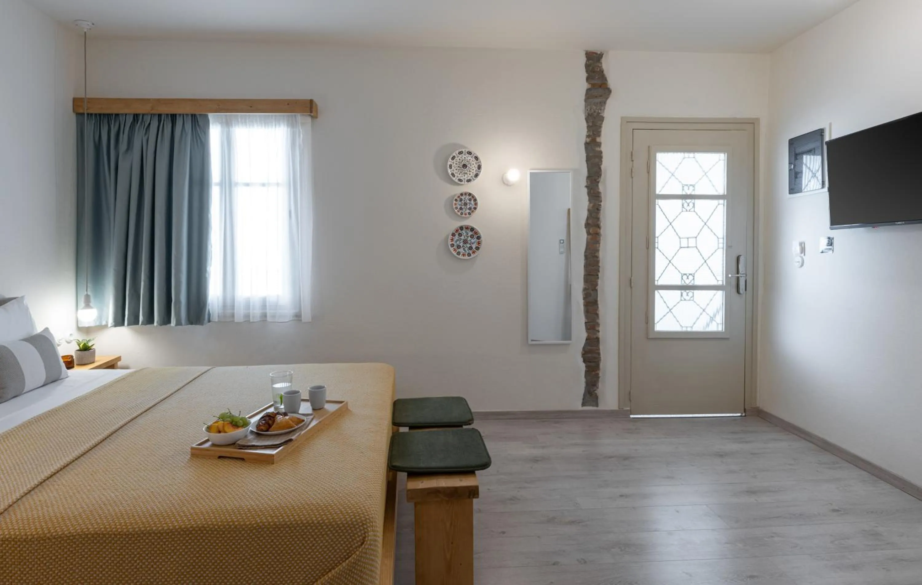 Bed in Capella Skiathos, Residences