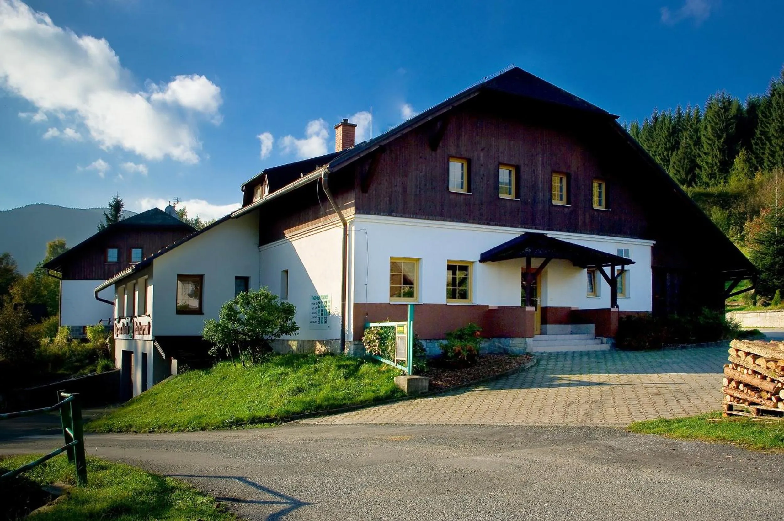 Facade/entrance in Penzion Pepovka