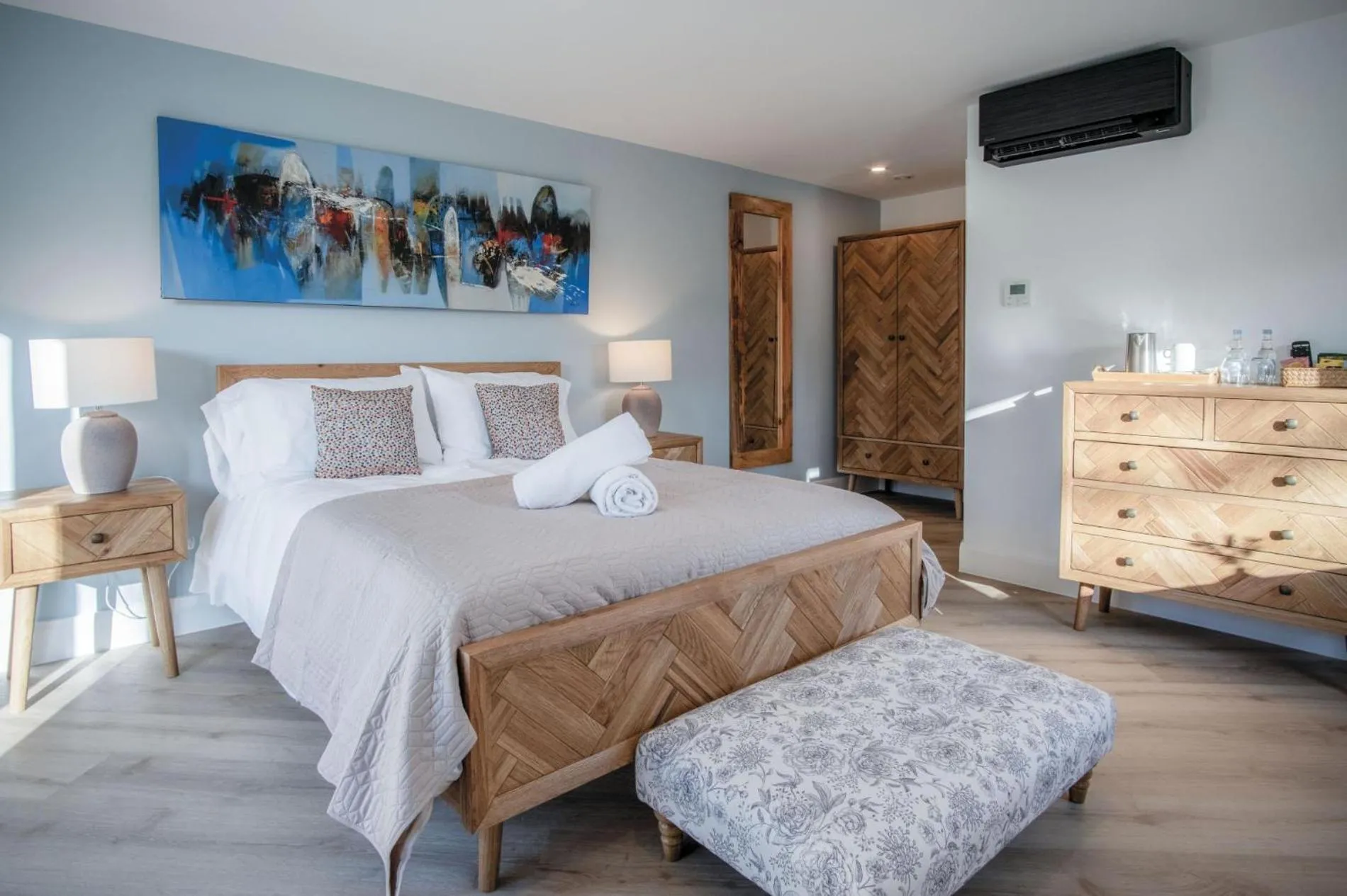 Floor plan, Bed in Suite 9 - Sleeping Giant Hotel - Pen Y Cae Inn