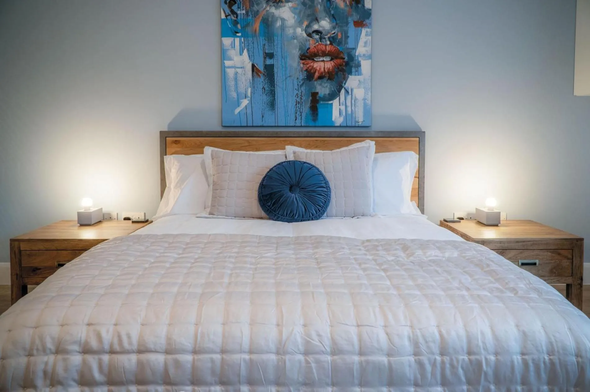 Floor plan, Bed in Suite 6 - Sleeping Giant Hotel - Pen Y Cae Inn