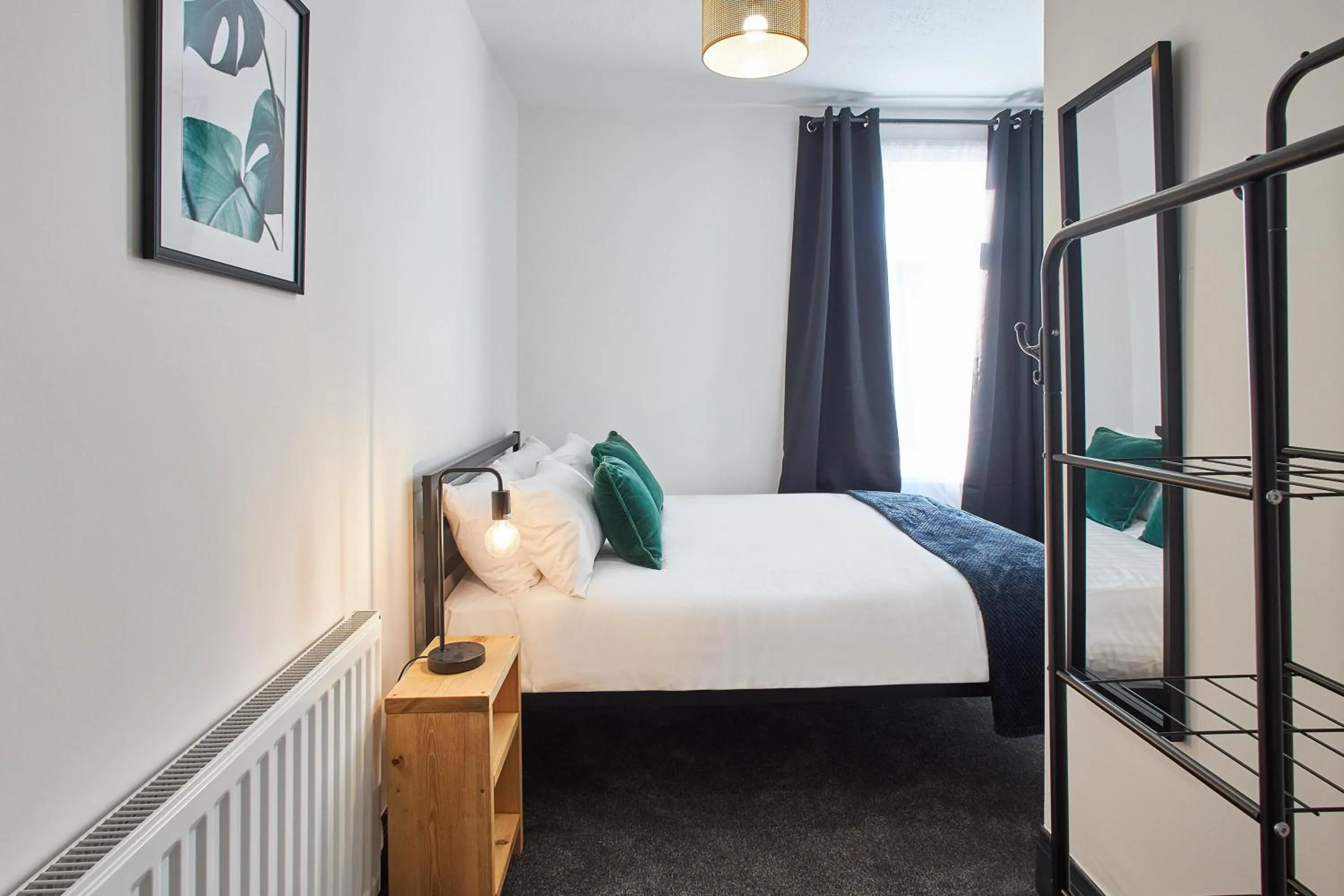 Bed in Host & Stay - North Shore Cottage