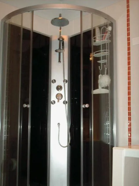 Shower in Les Tilleuls B&B