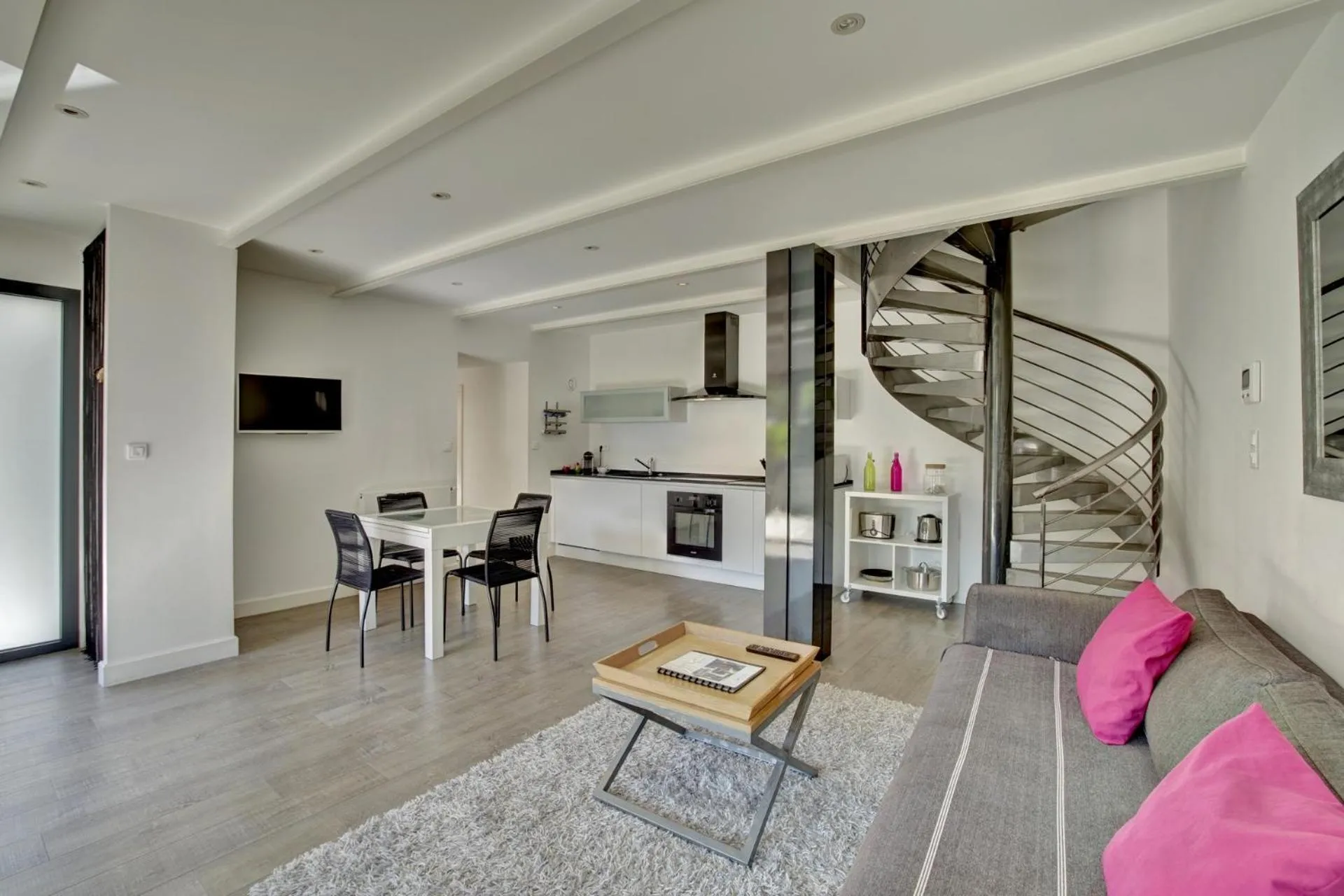 Living room in La Dependance by Cocoonr
