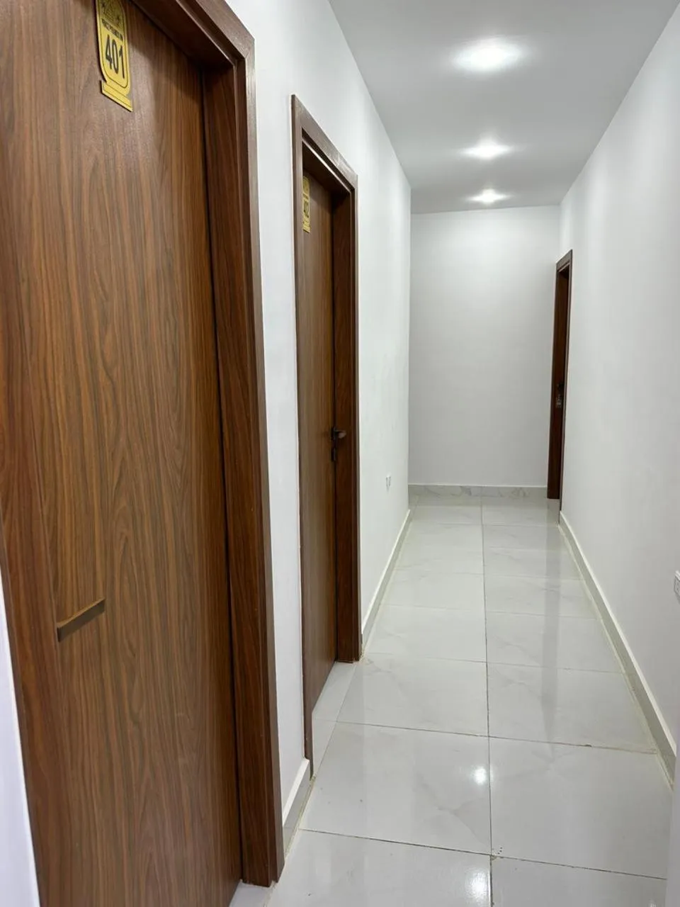 wardrobe in Prince Pyramids Inn