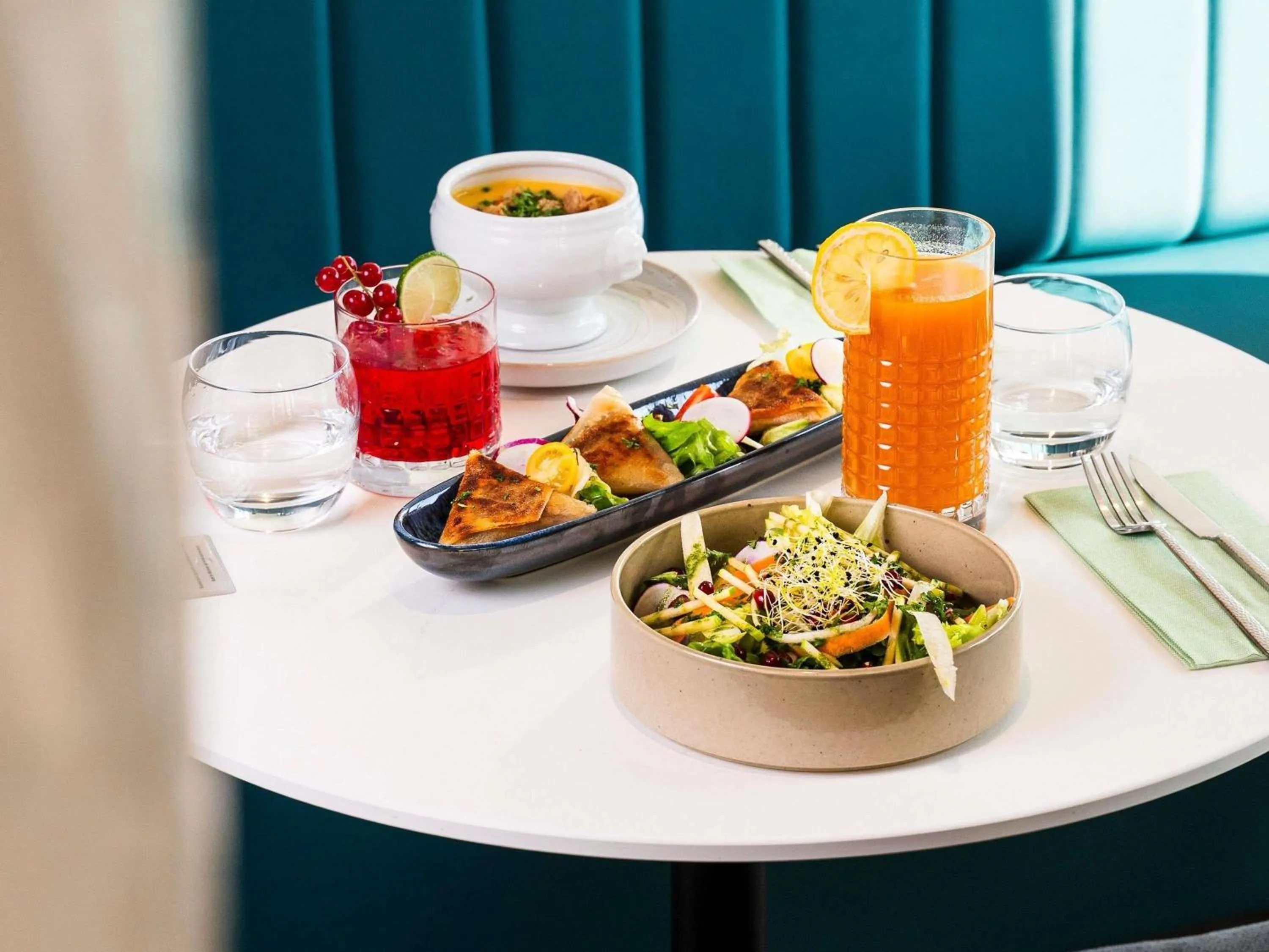 Restaurant/places to eat in ibis Styles Bezons Paris La Défense