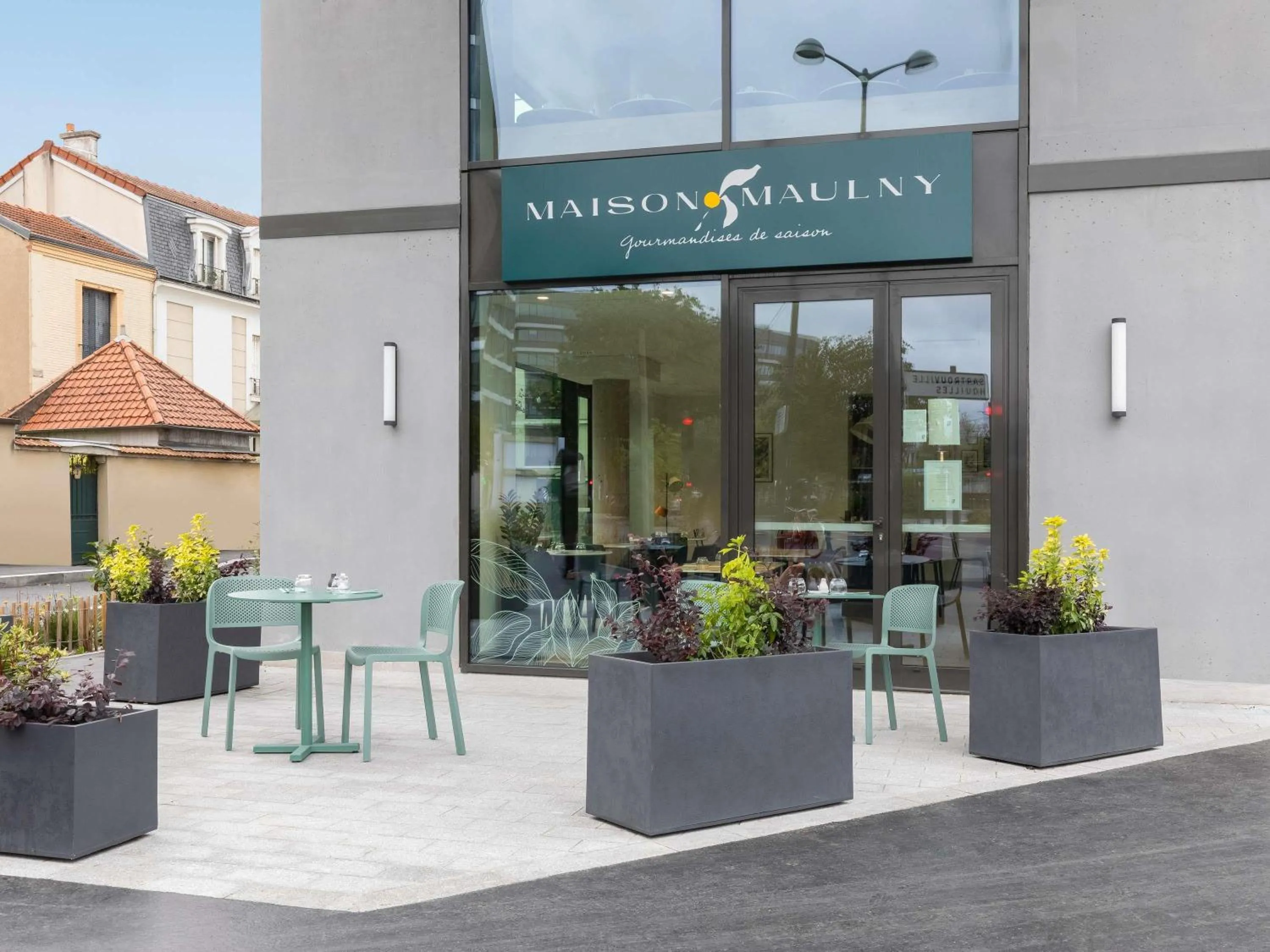 Restaurant/places to eat in ibis Styles Bezons Paris La Défense