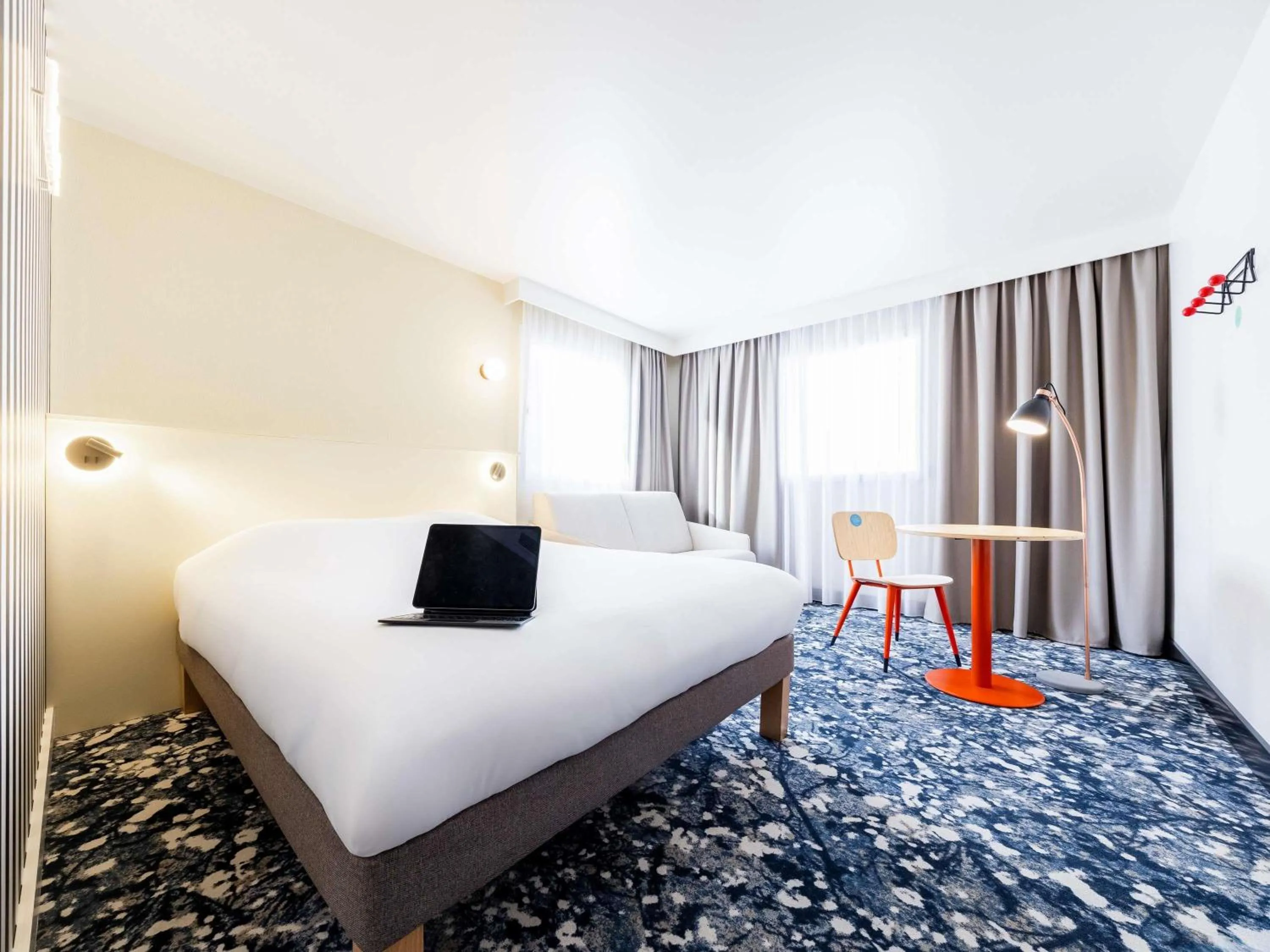 Bedroom, Bed in greet Hotel Paris 13 Porte d'Italie