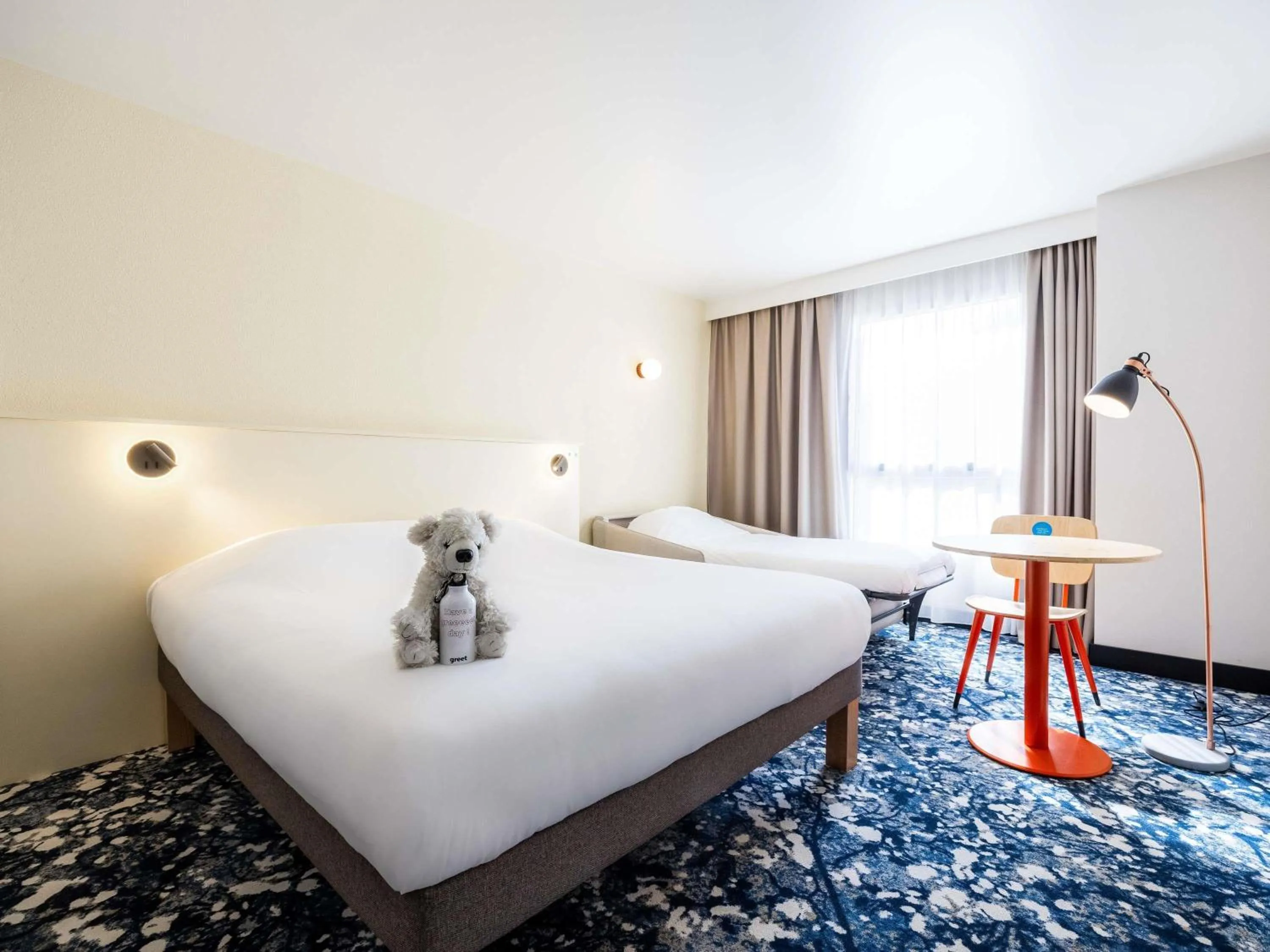 Bedroom, Bed in greet Hotel Paris 13 Porte d'Italie