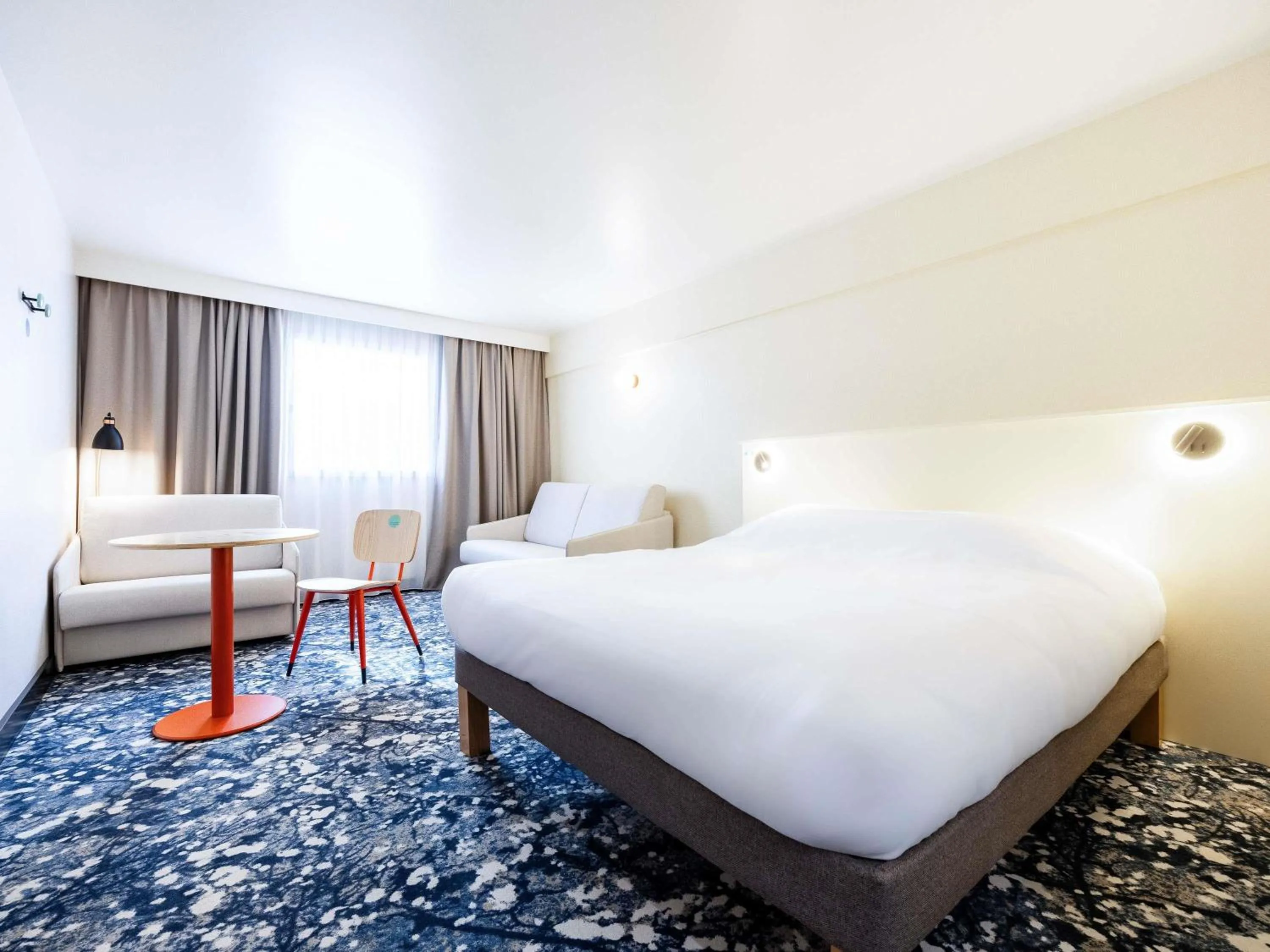 Bedroom, Bed in greet Hotel Paris 13 Porte d'Italie