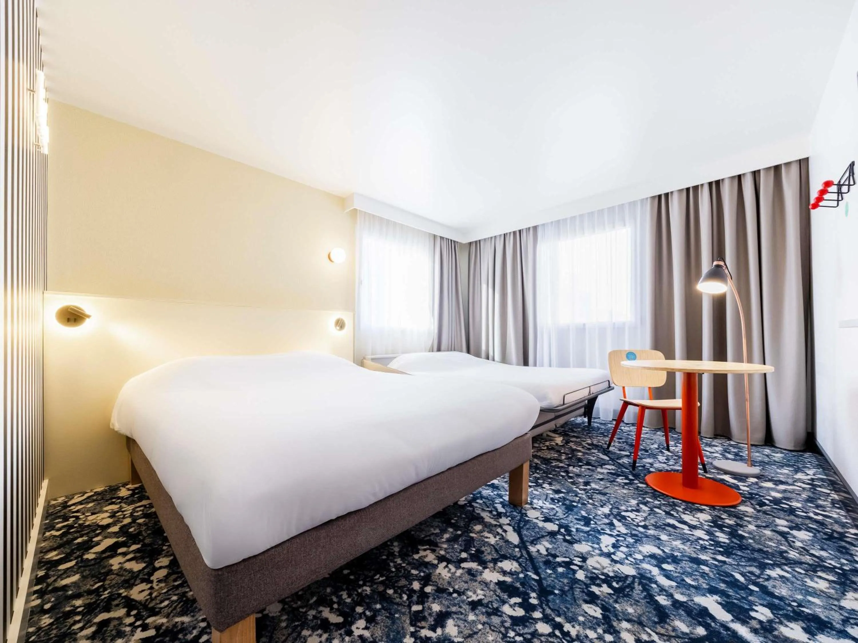 Bedroom, Bed in greet Hotel Paris 13 Porte d'Italie