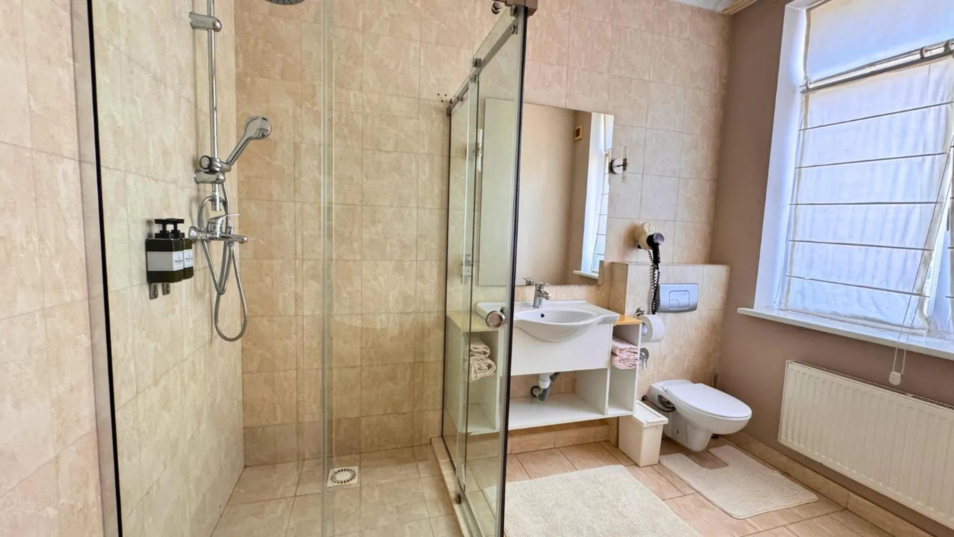 Shower in Summit Villa