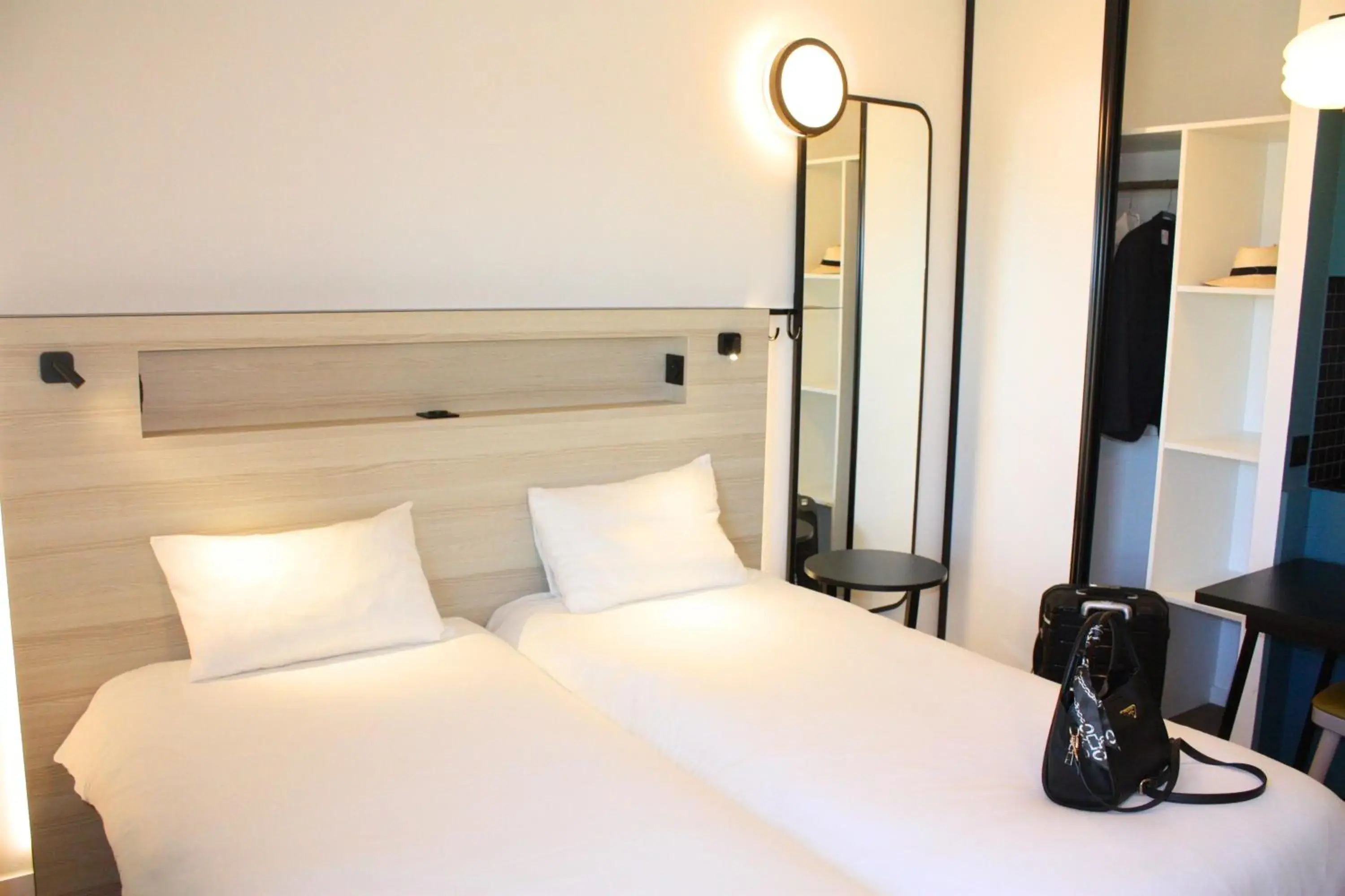 Bed in Aparthotel Adagio Access Porte de Camargue Bed in Aparthotel Adagio Access Porte de Camargue