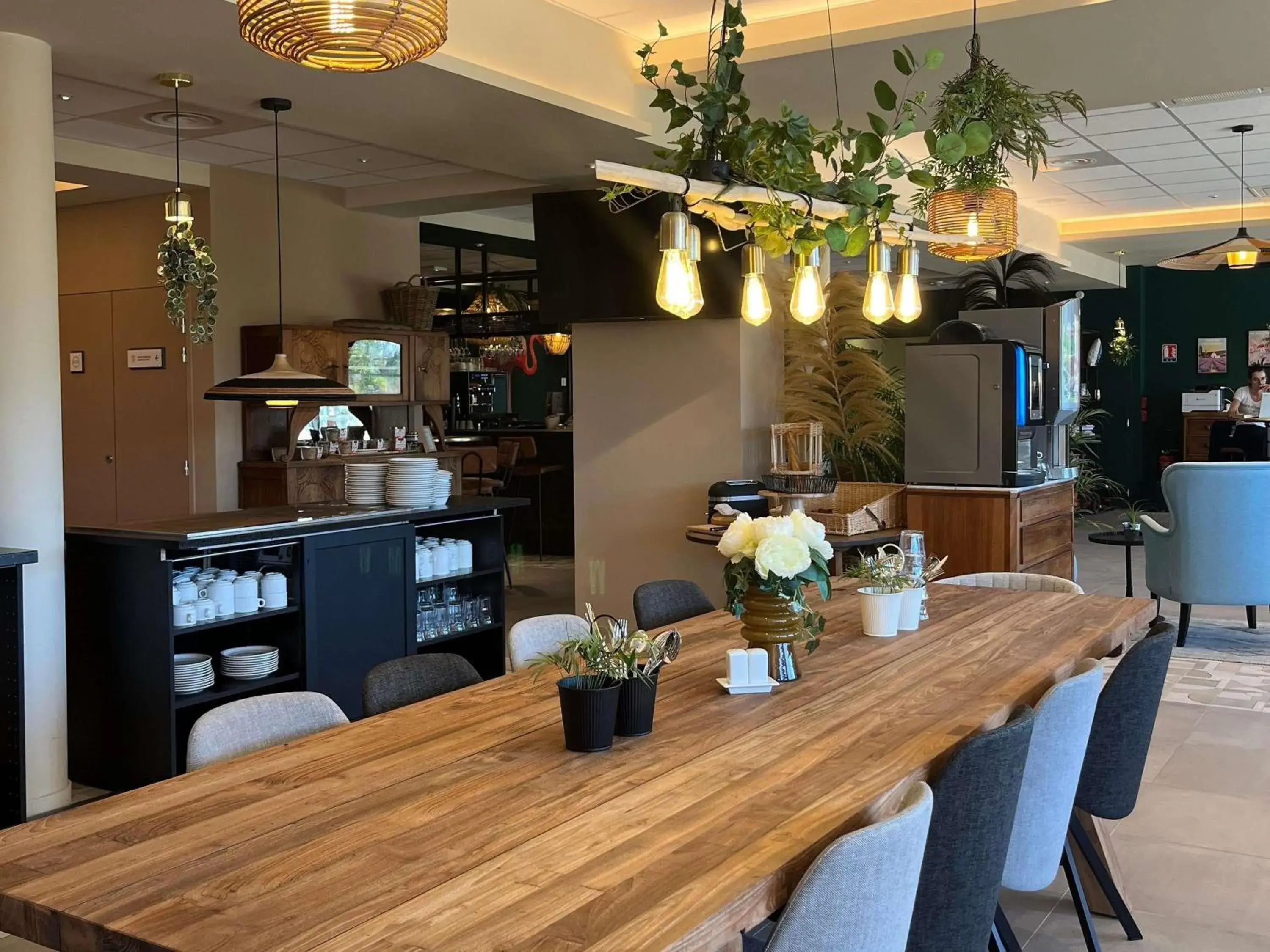 Restaurant/places to eat in Aparthotel Adagio Access Porte de Camargue Restaurant/places to eat in Aparthotel Adagio Access Porte de Camargue