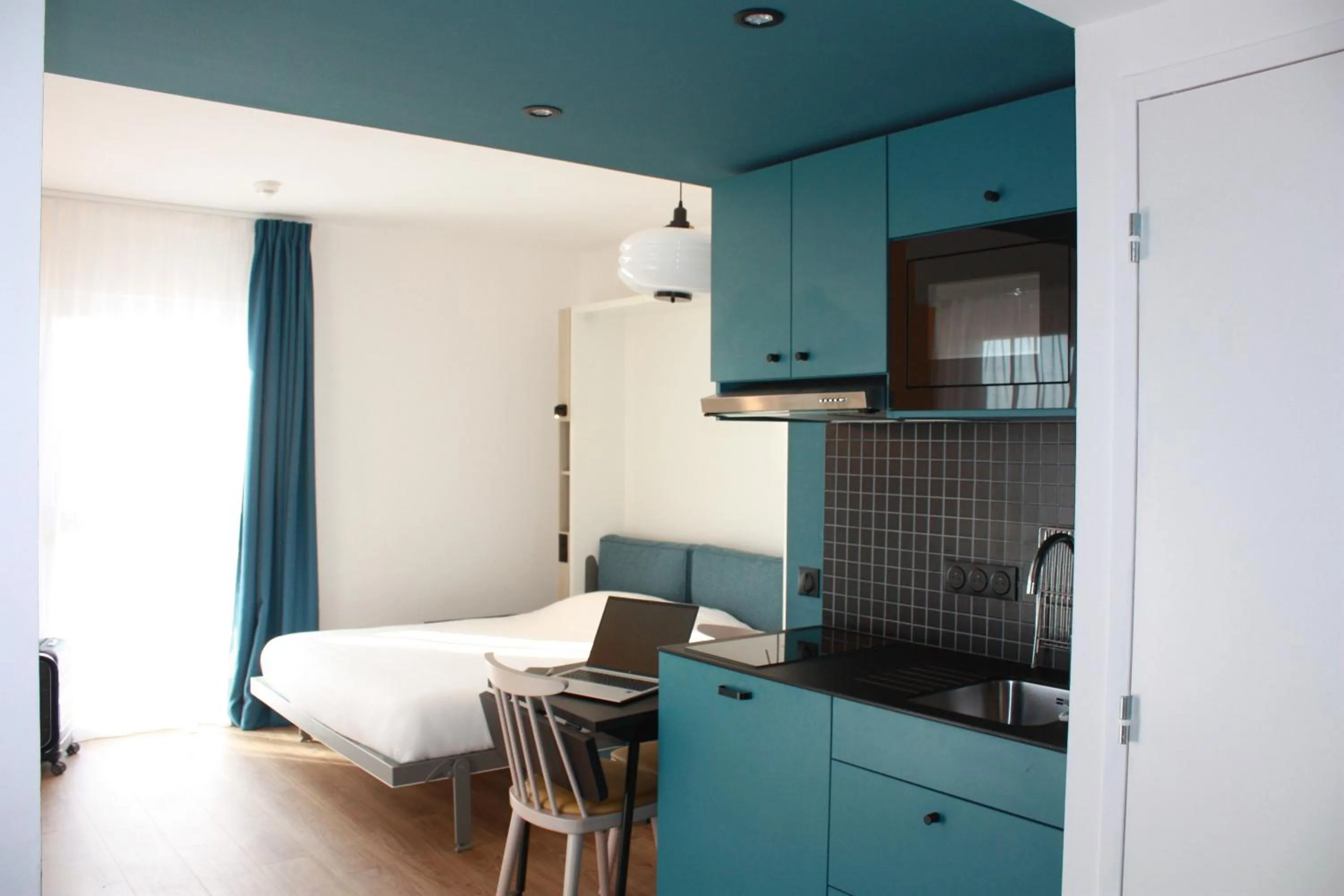 Bedroom in Aparthotel Adagio Access Porte de Camargue