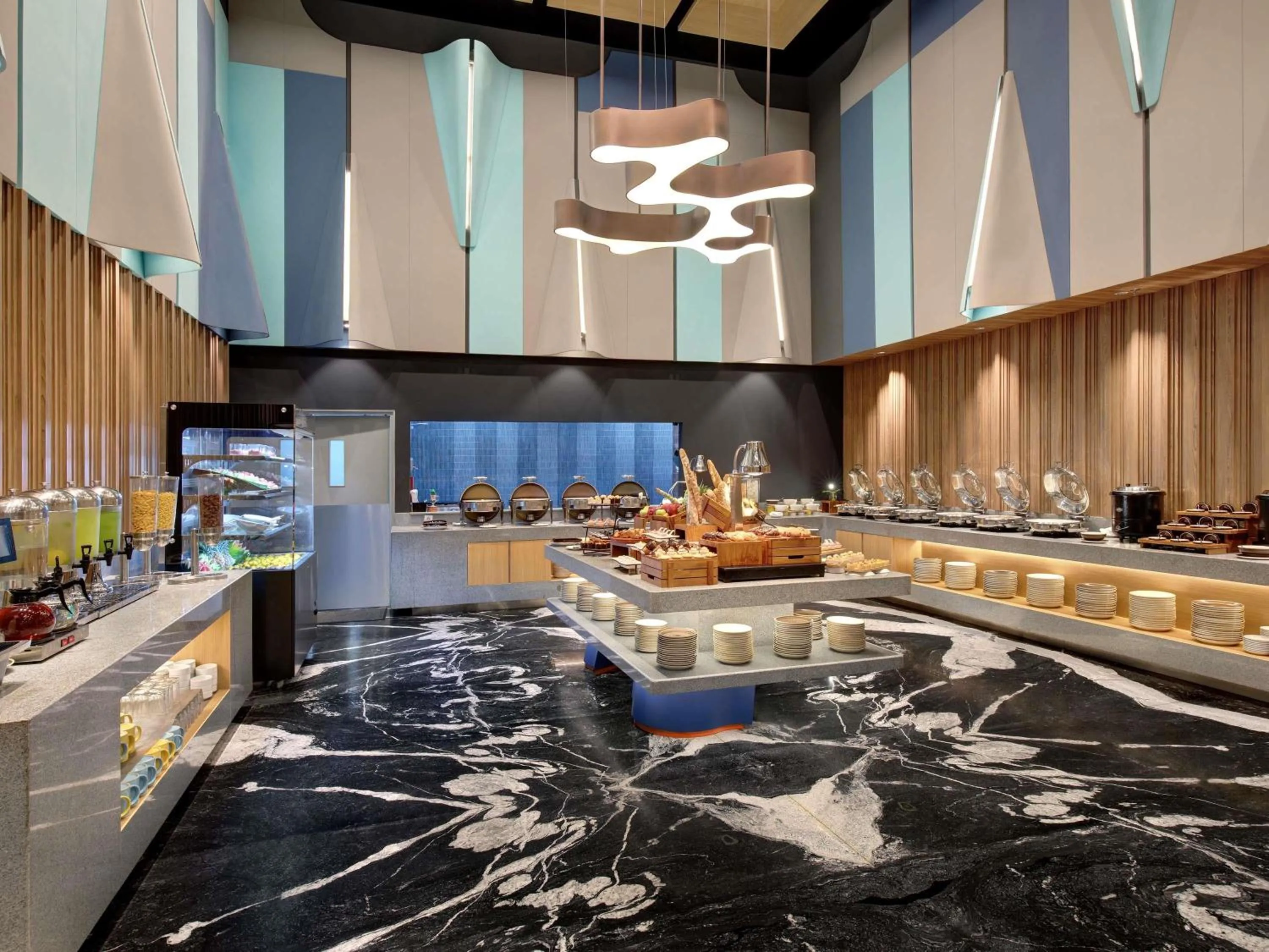 Restaurant/places to eat in ibis Styles Serpong BSD City