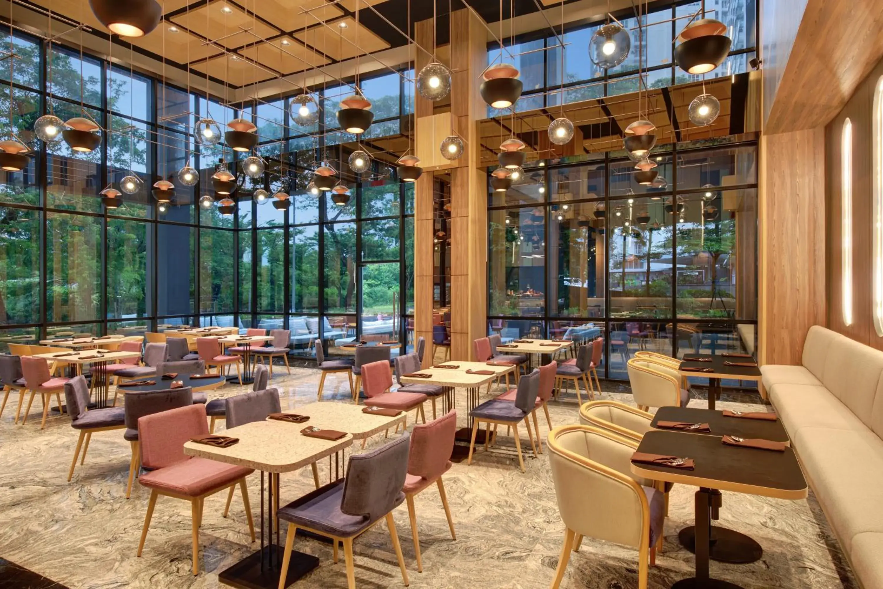 Restaurant/places to eat in ibis Styles Serpong BSD City Restaurant/places to eat in ibis Styles Serpong BSD City