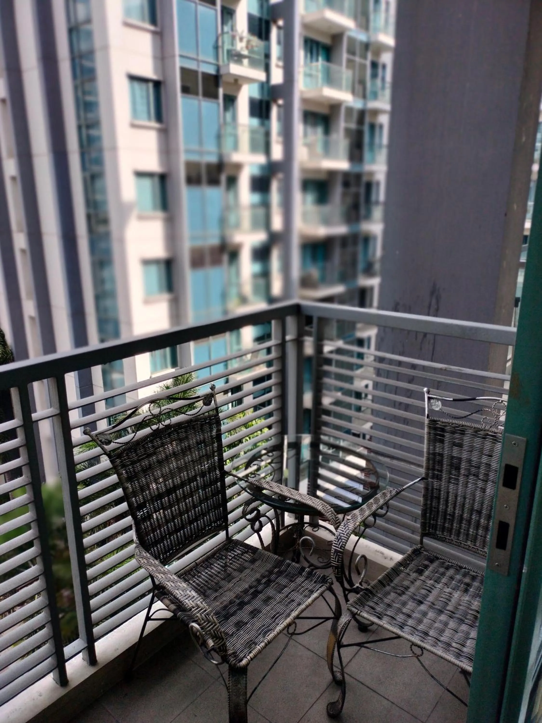 Condotel Near Airport