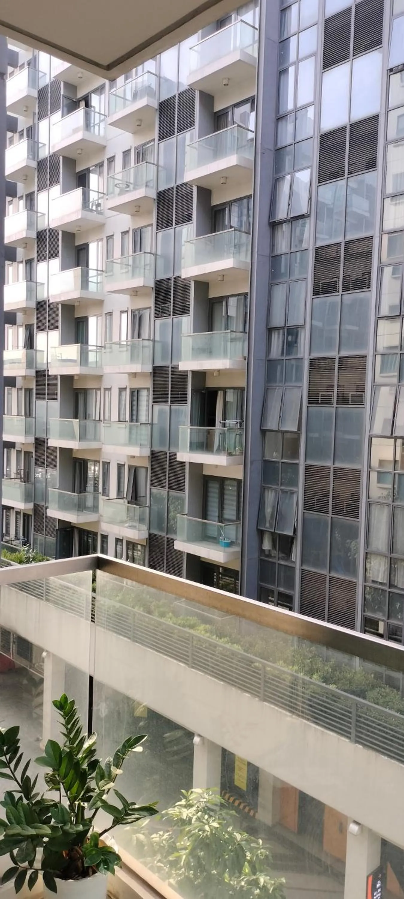 Condotel Near Airport