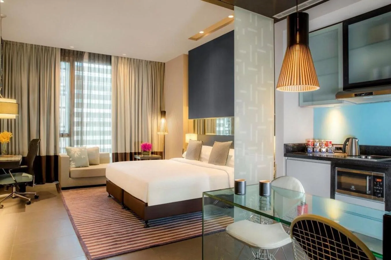 Photo of the whole room, Bed in The Abdali Boulevard Hotel