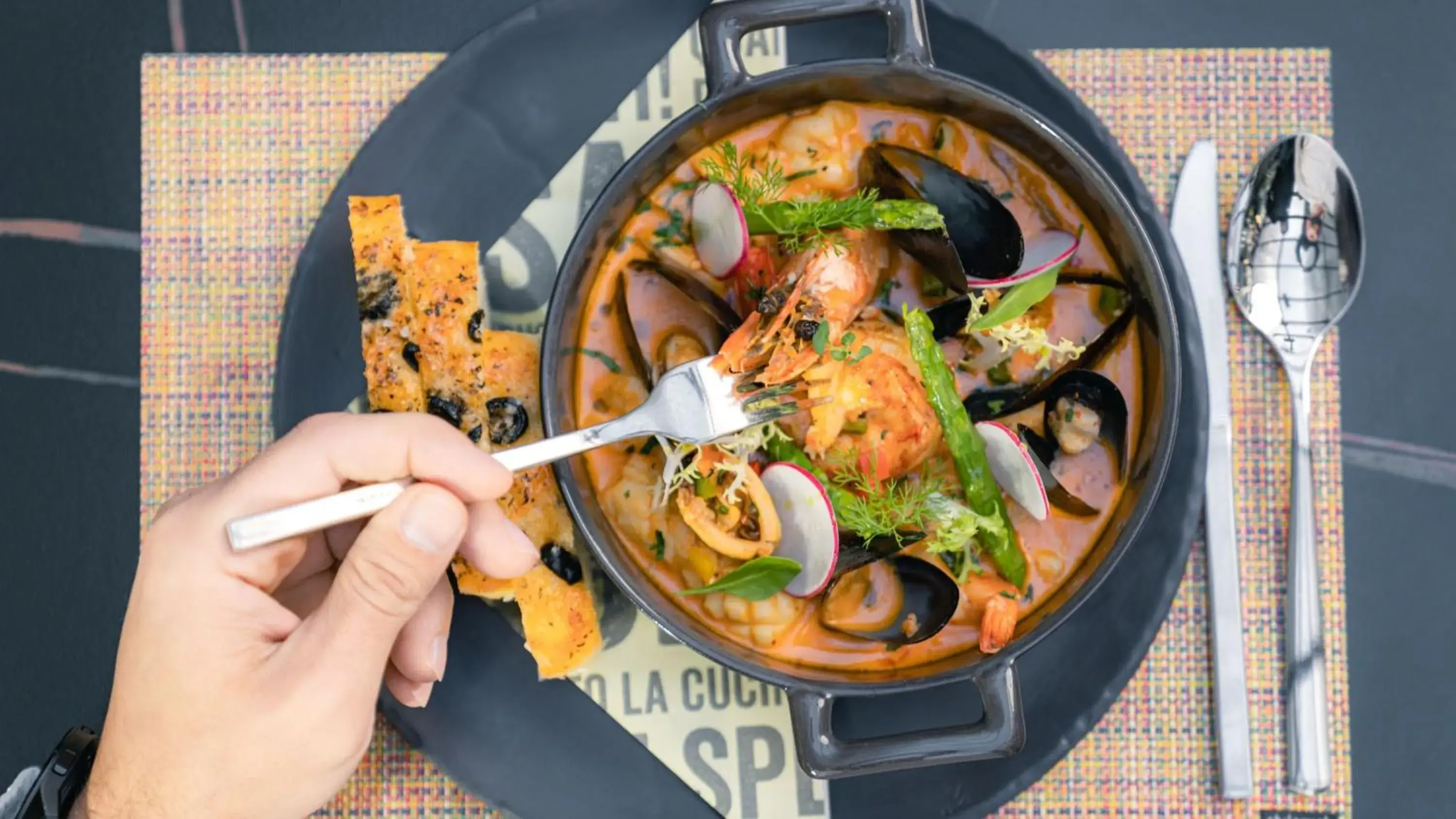 Restaurant/places to eat in The Abdali Boulevard Hotel Restaurant/places to eat in The Abdali Boulevard Hotel