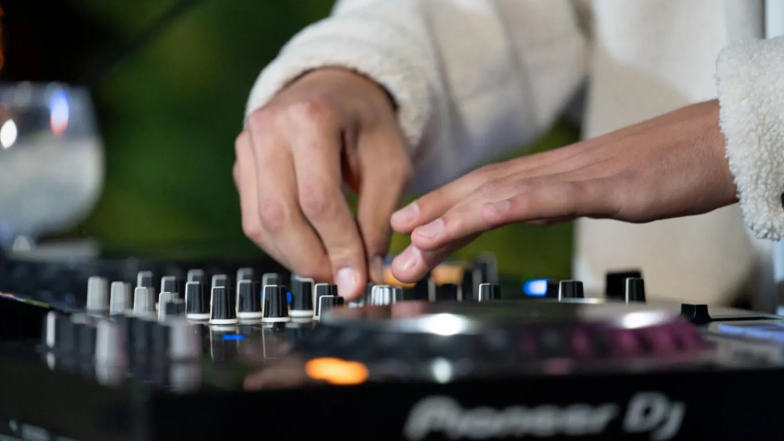 Nightclub / DJ in The Abdali Boulevard Hotel
