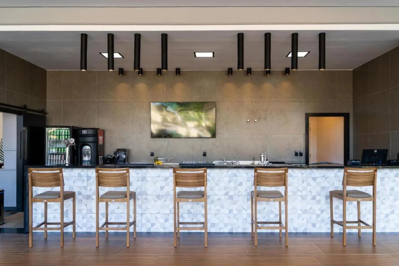 Lounge or bar in Solar Pedra da Ilha