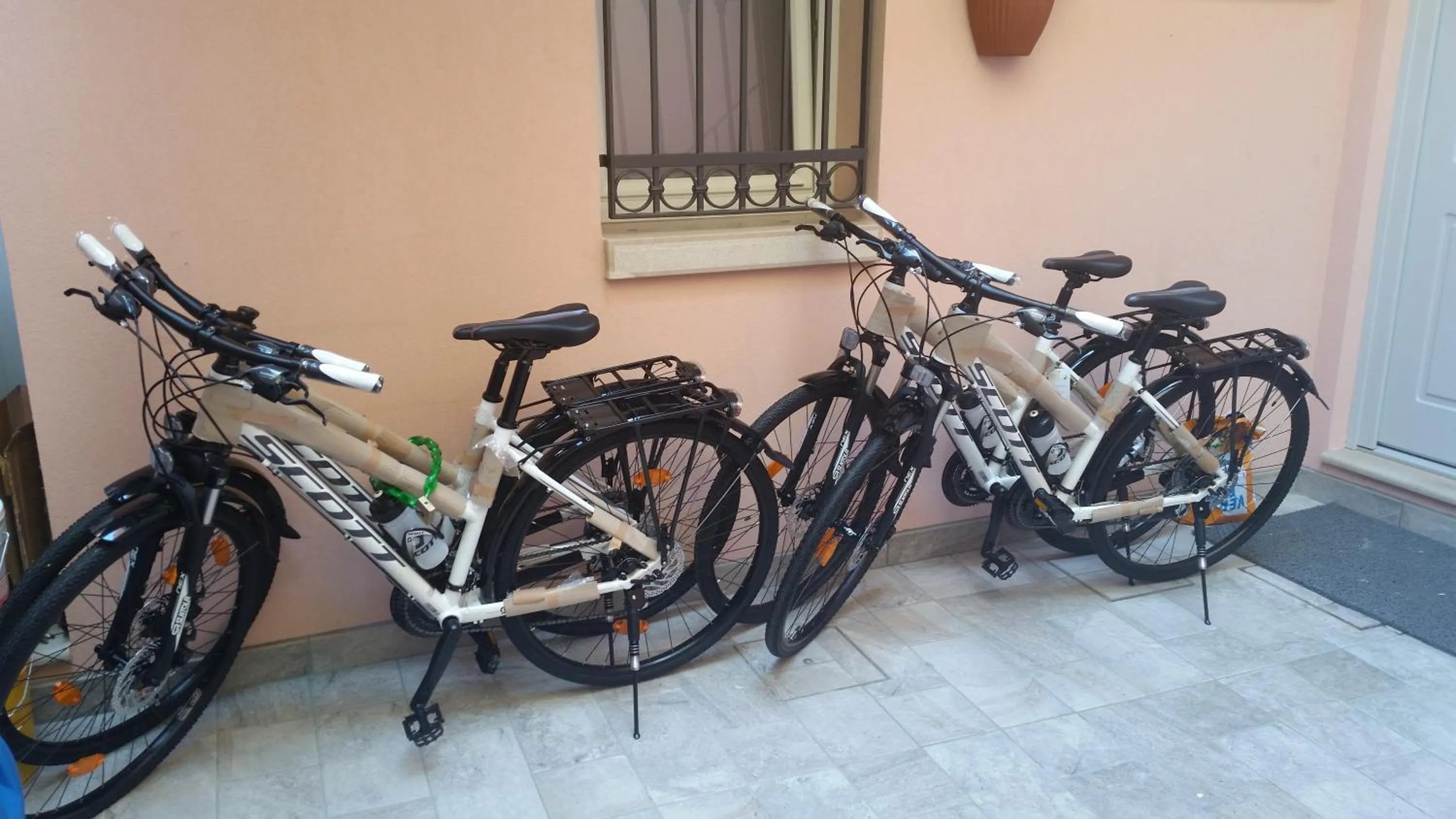 Facade/entrance in Casa Mafalda