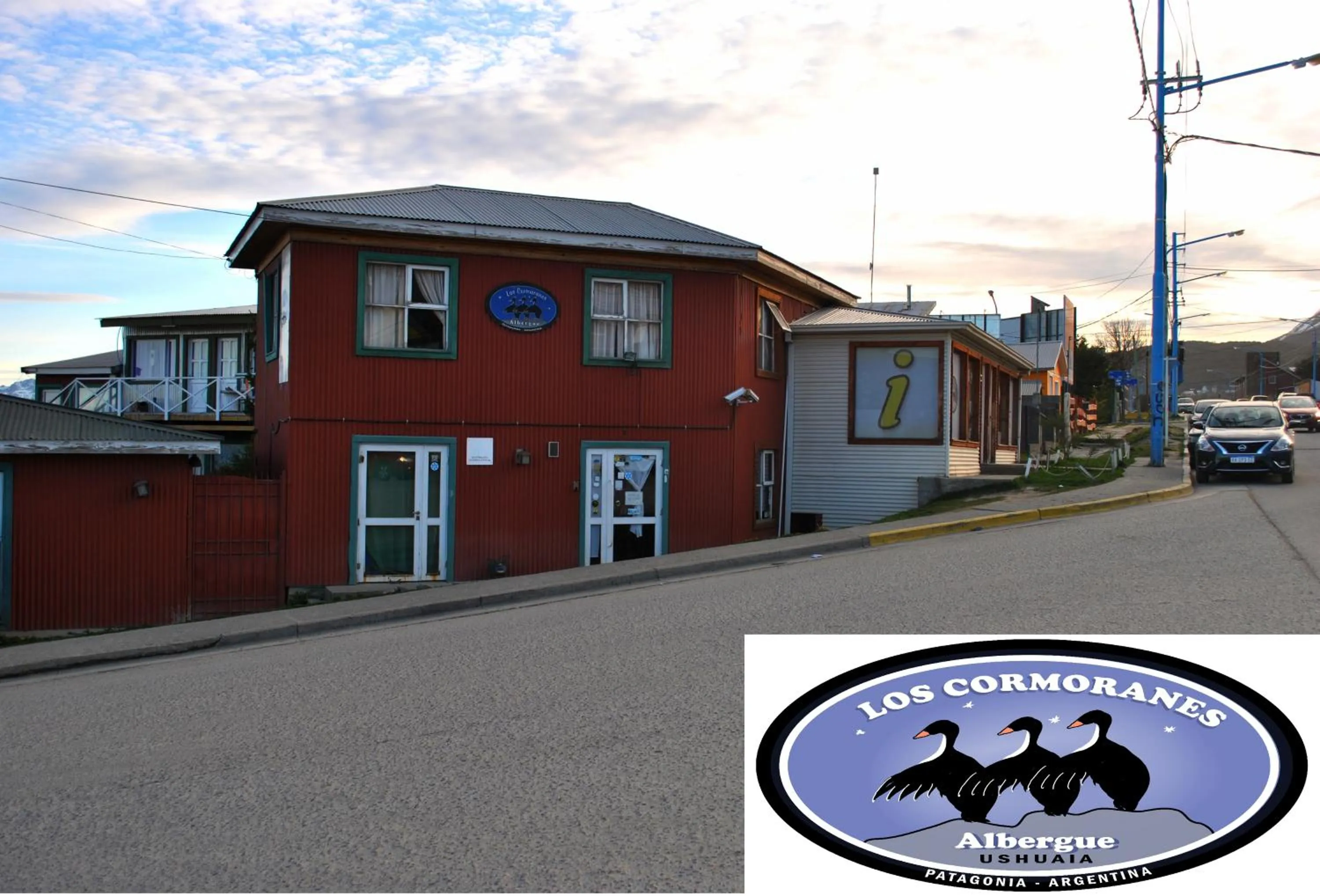 Facade/entrance in Hostel Los Cormoranes