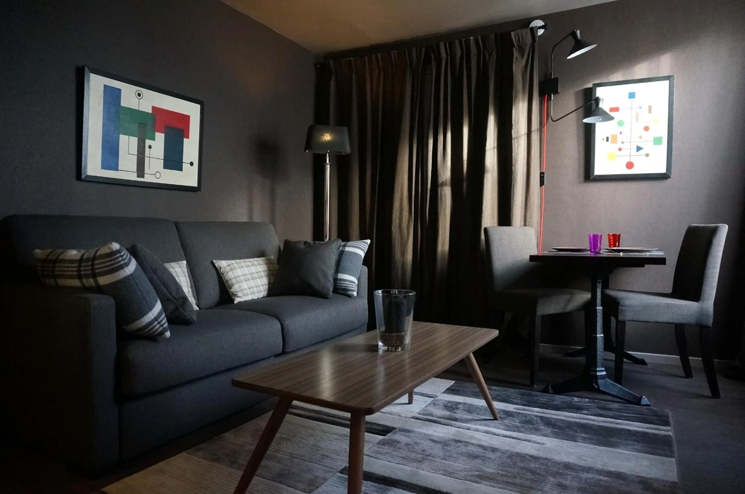 Seating area in Le 84 Sainte-Cath'