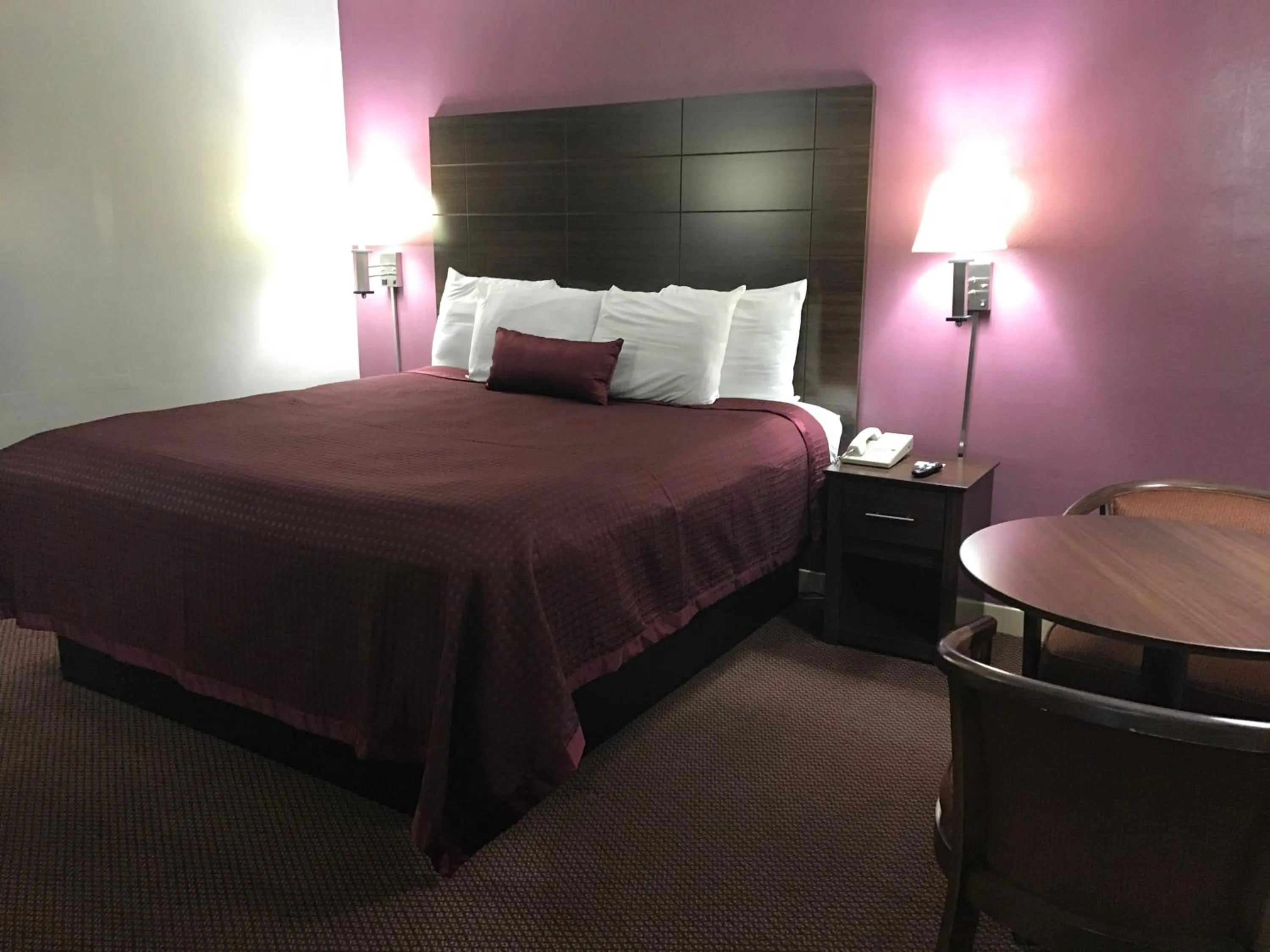 Bed in Silver Princess Motel