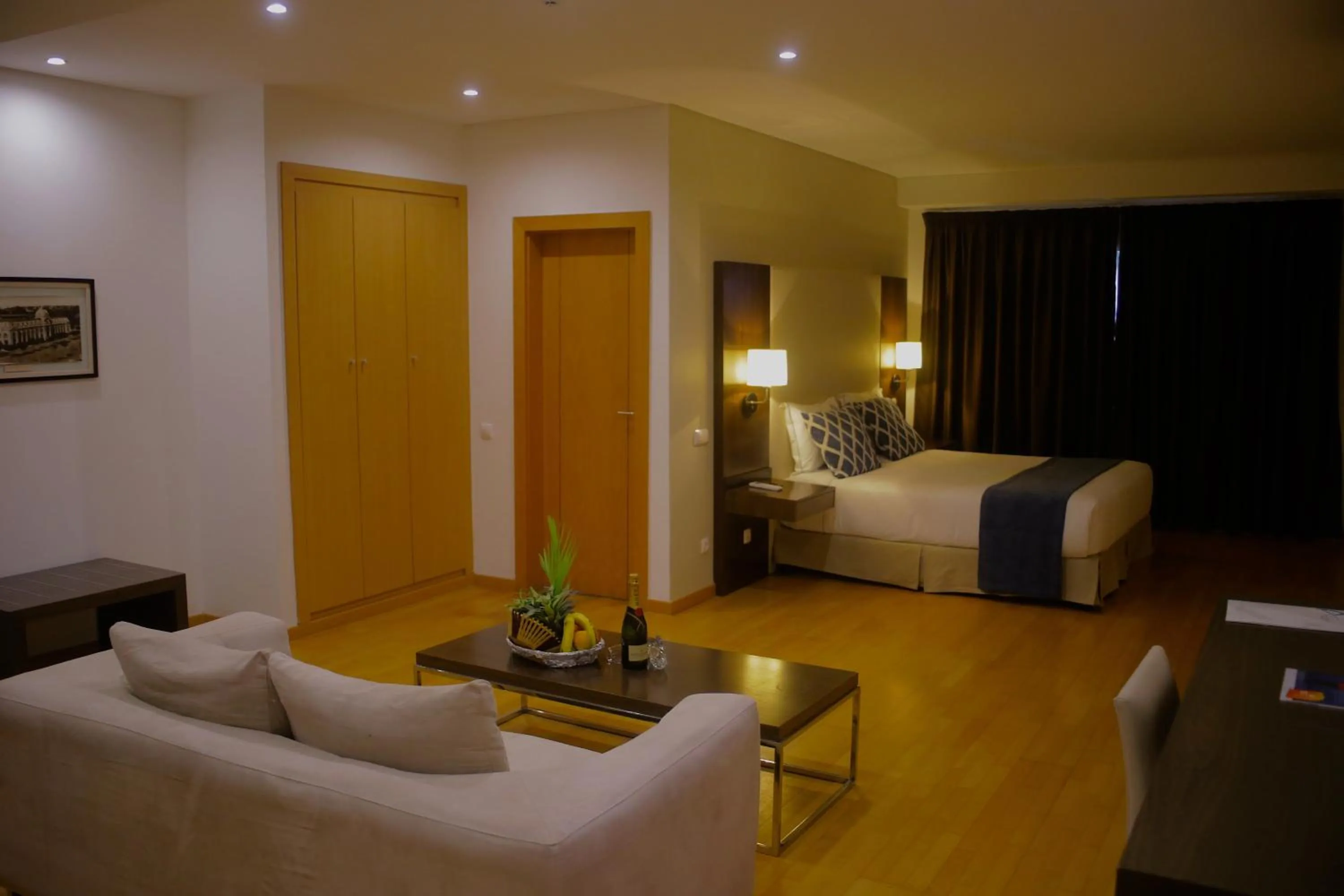 Bedroom, Bed in Afrin Prestige Hotel