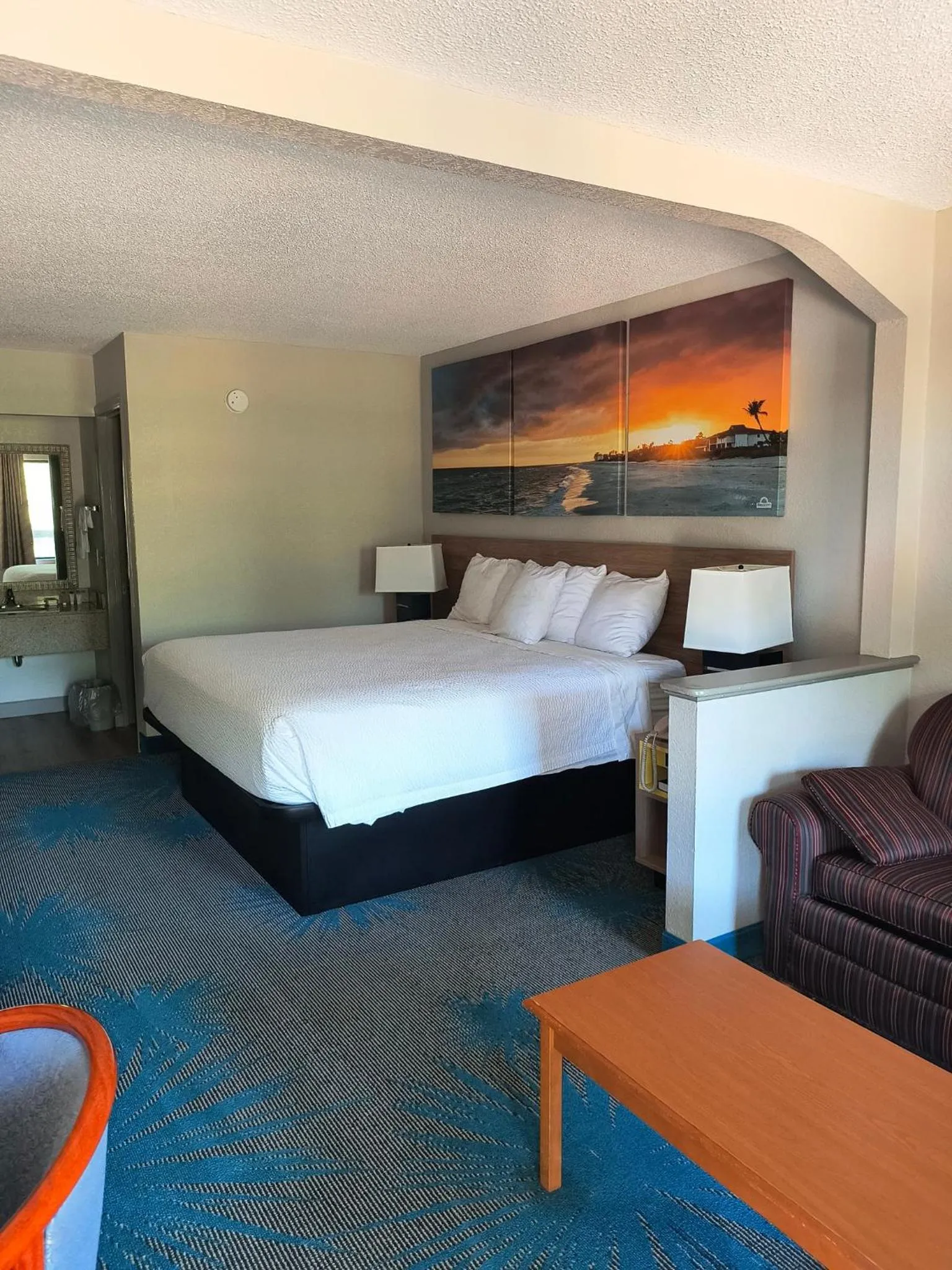 Bed in Days Inn by Wyndham Elberton