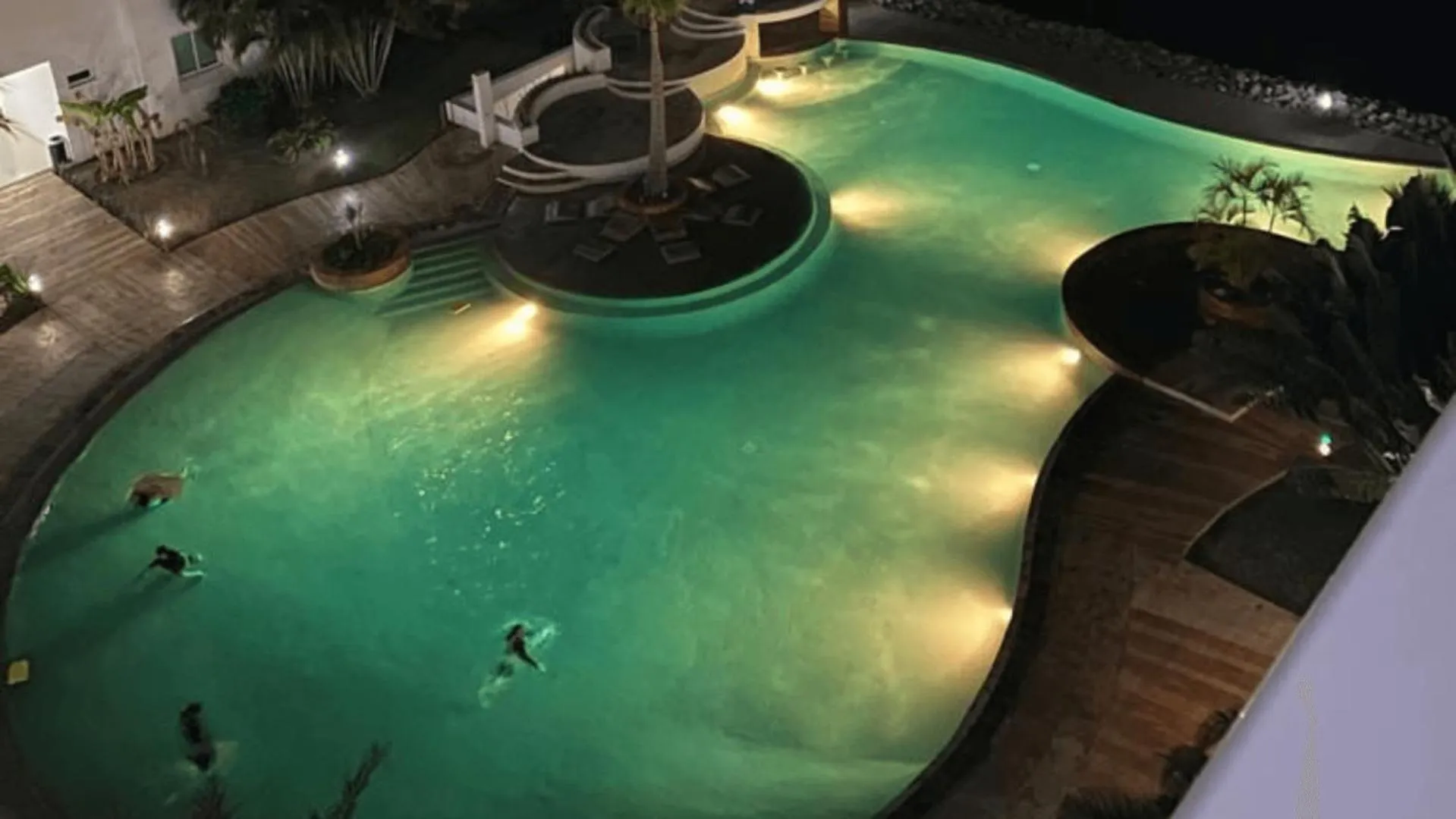 Swimming pool in Pacifika Marina Mazatlán