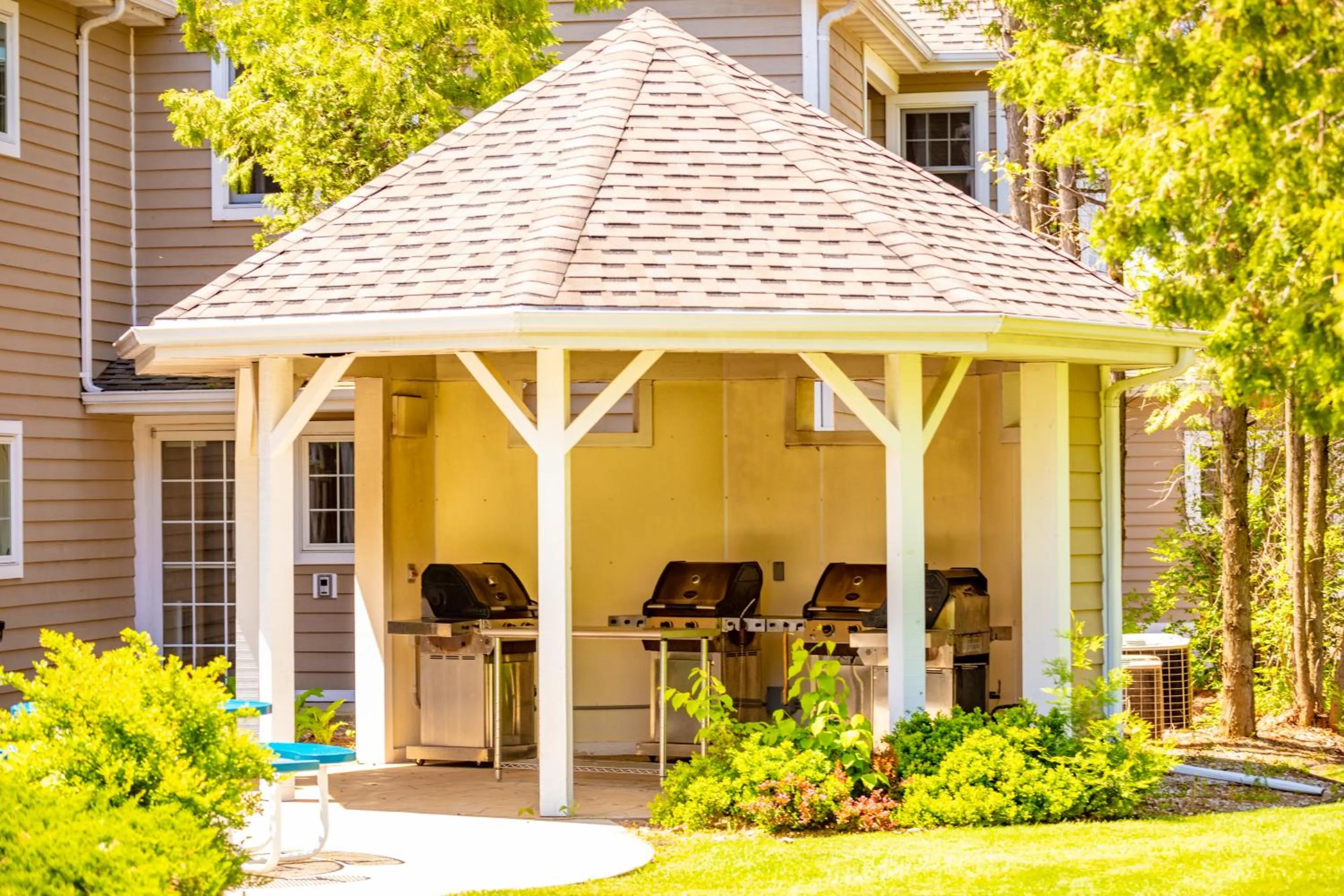 BBQ facilities in Newport Resort