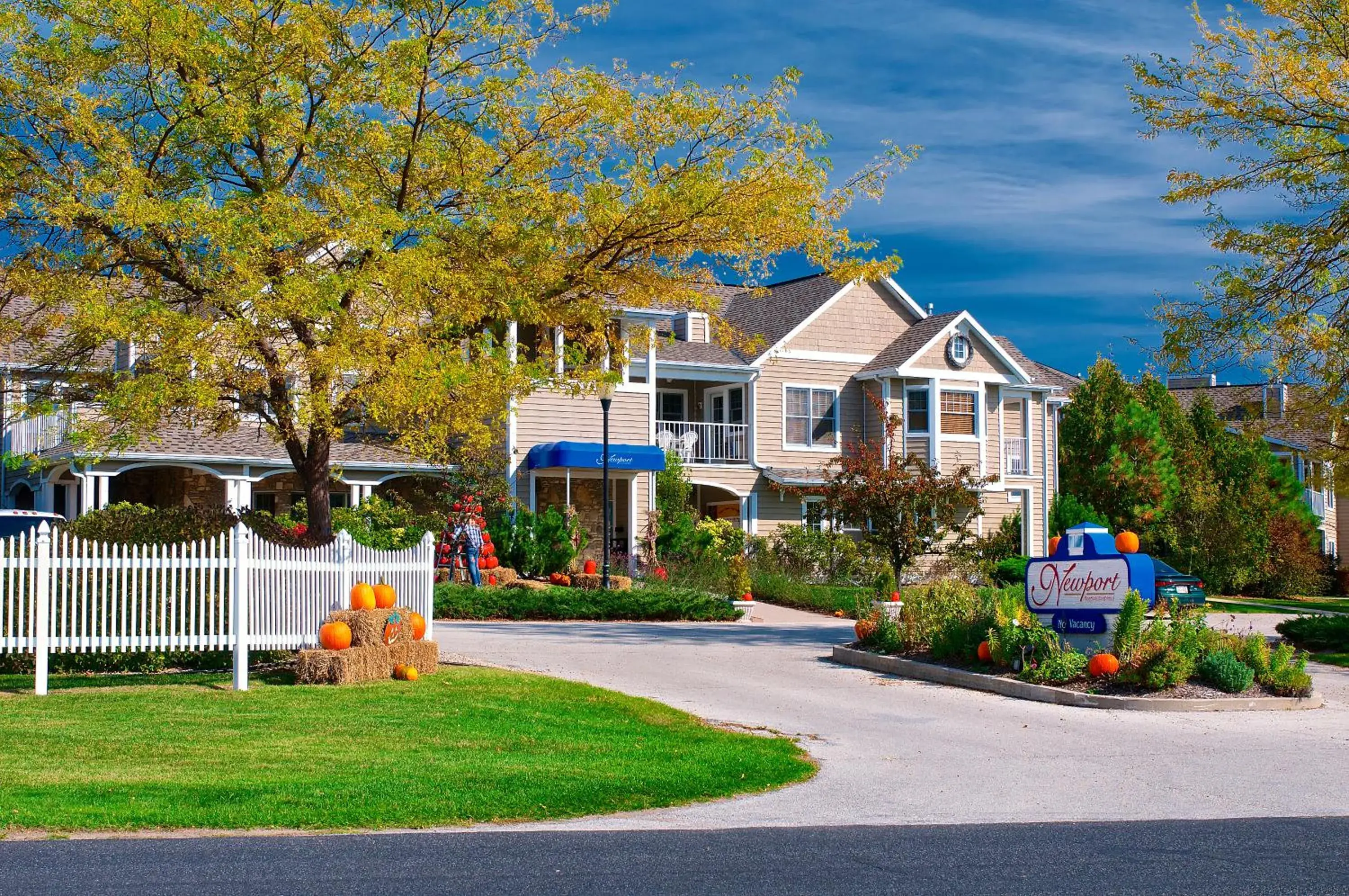 Facade/entrance in Newport Resort Facade/entrance in Newport Resort