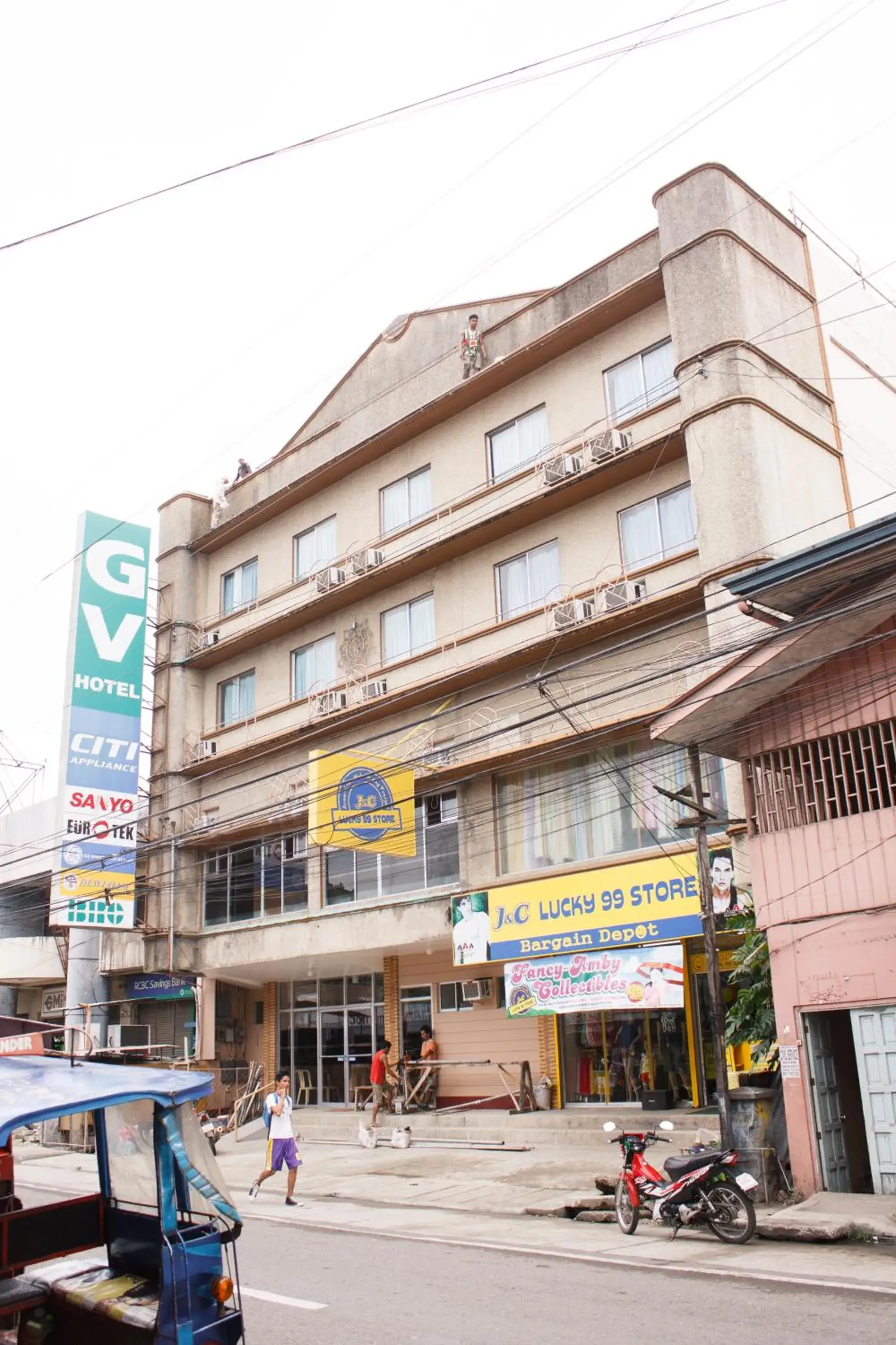 Facade/entrance in GV Hotel - Maasin Facade/entrance in GV Hotel - Maasin