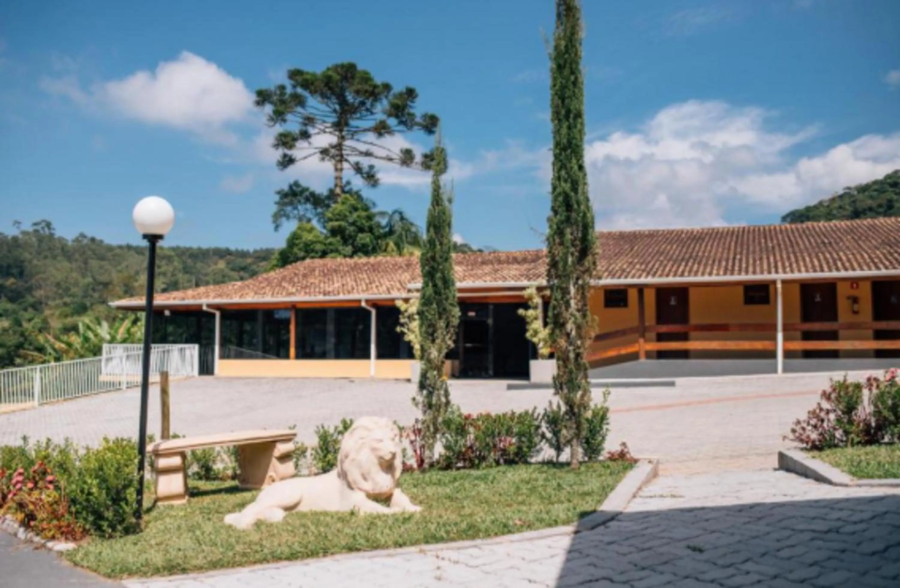 Property building in Espaço Villa Verde