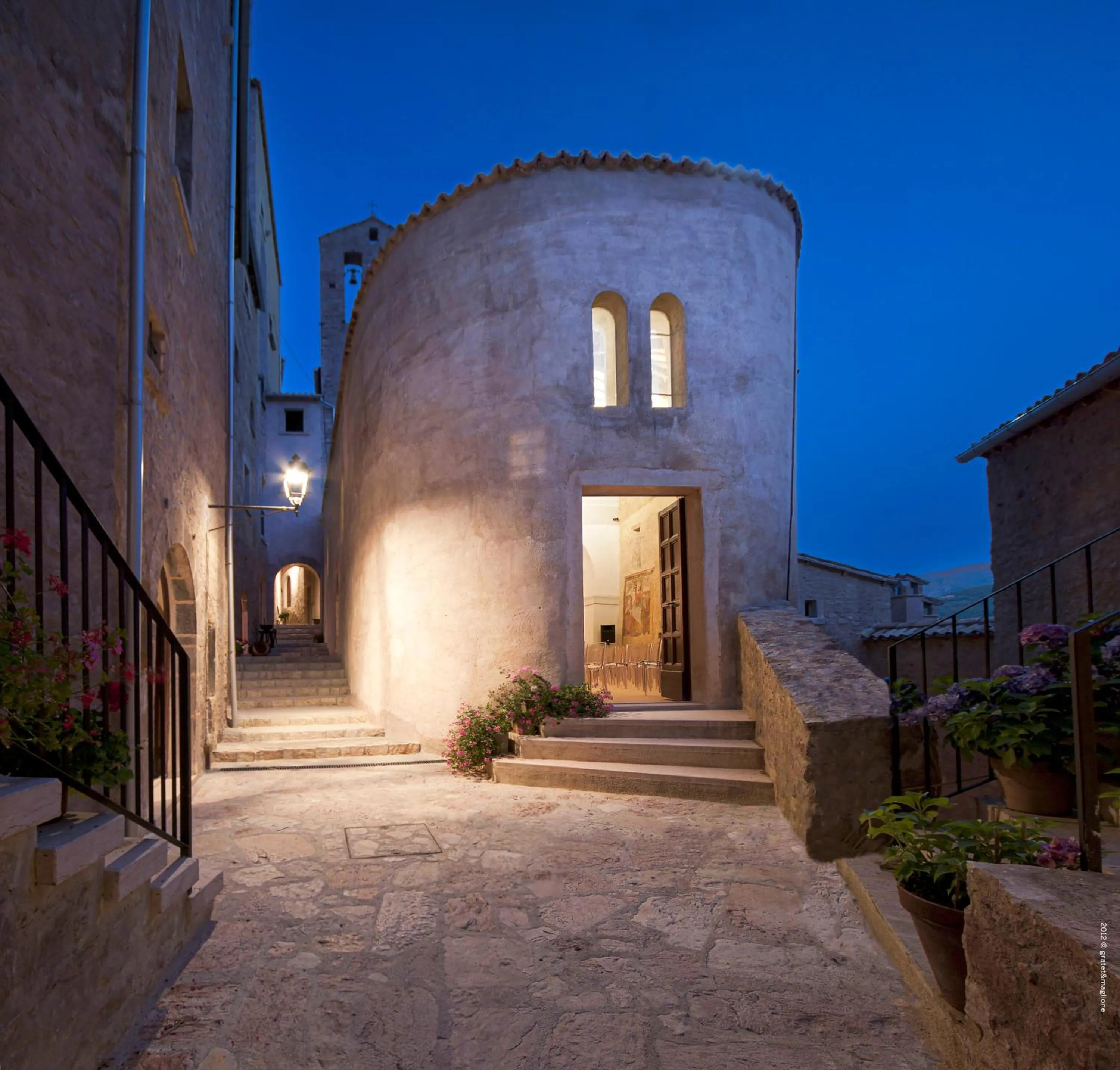 Night in Castello Di Postignano Relais