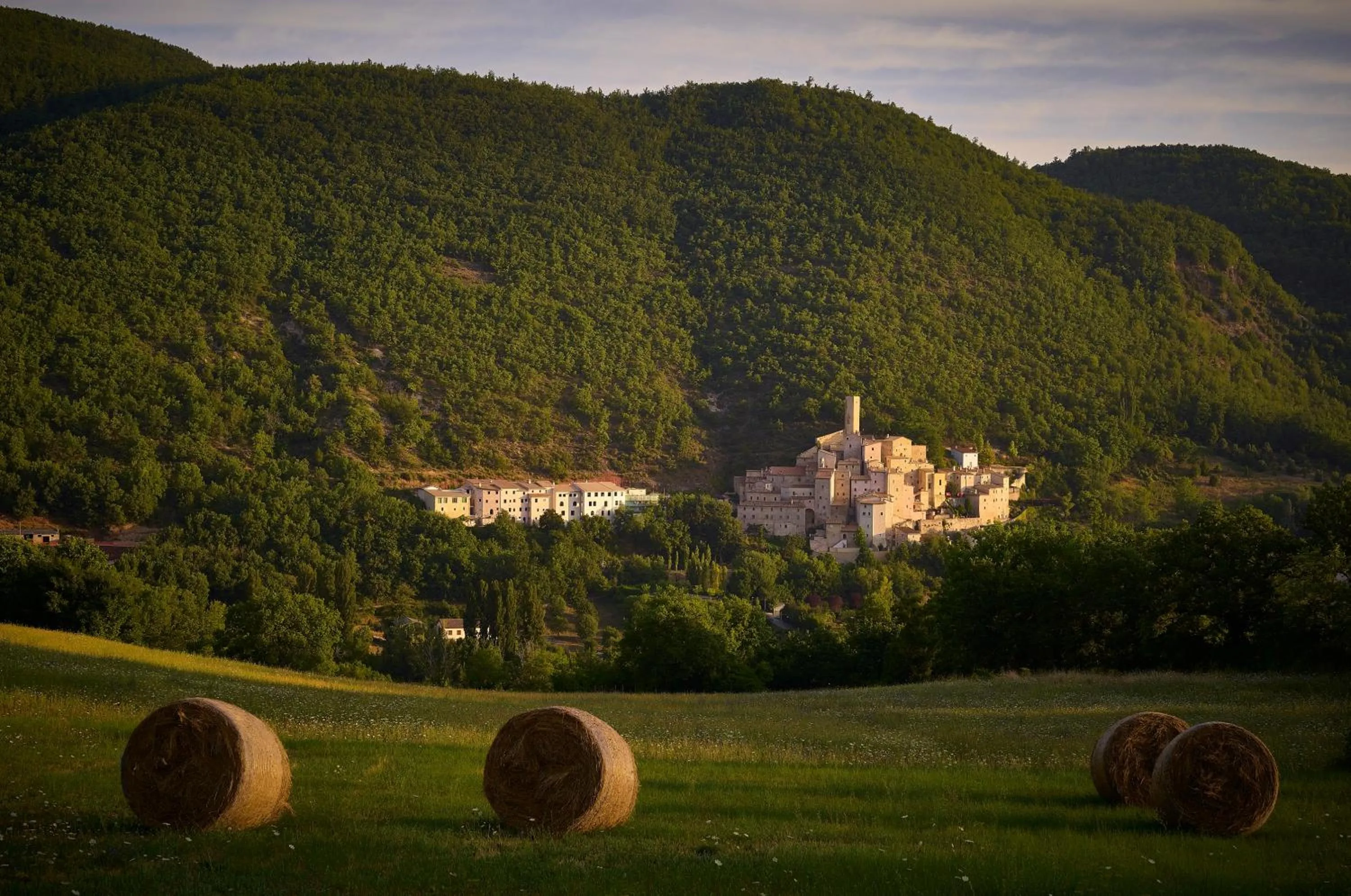 Property building in Castello Di Postignano Relais