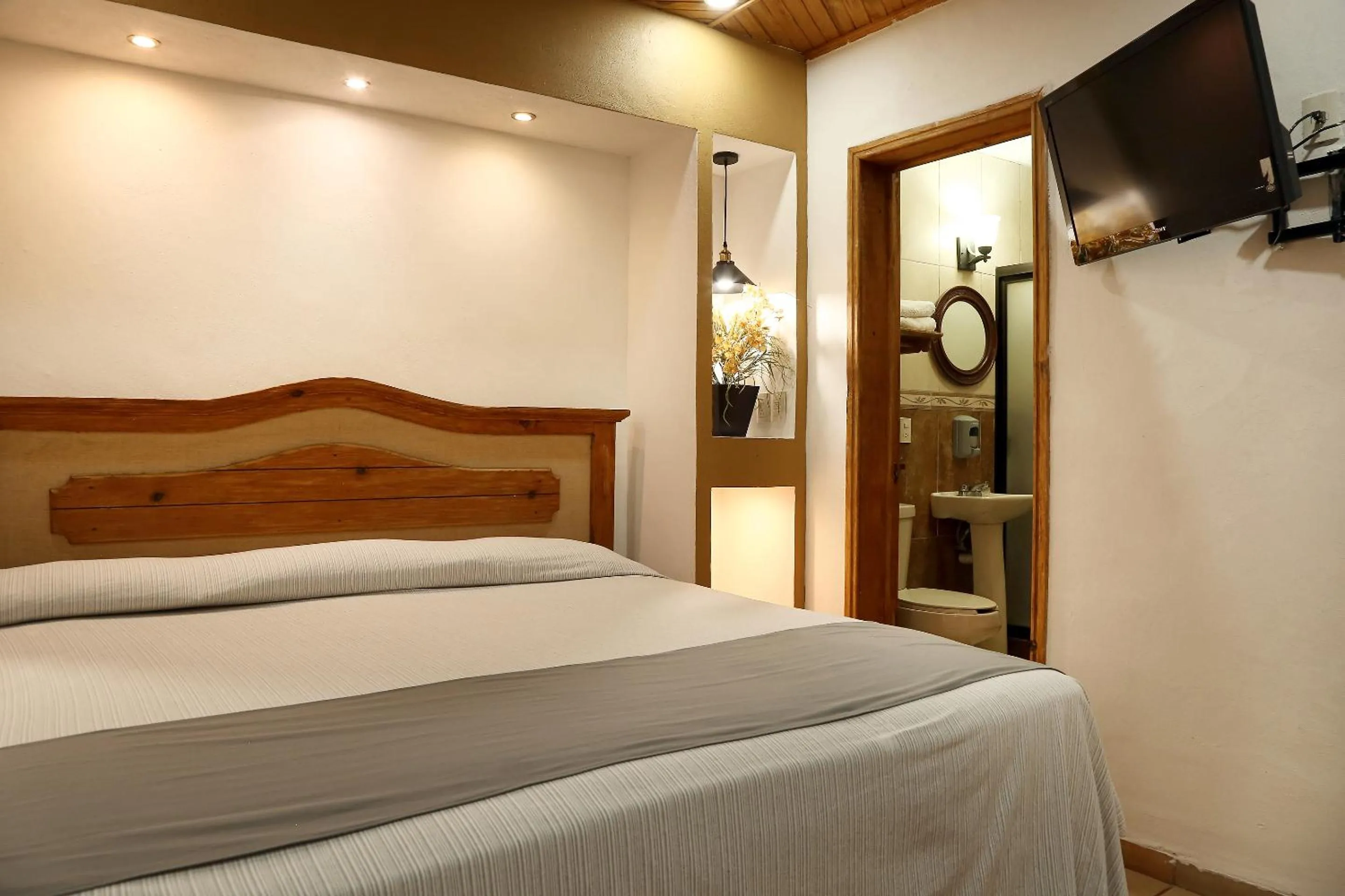 Bed in Meson de Juan Valle