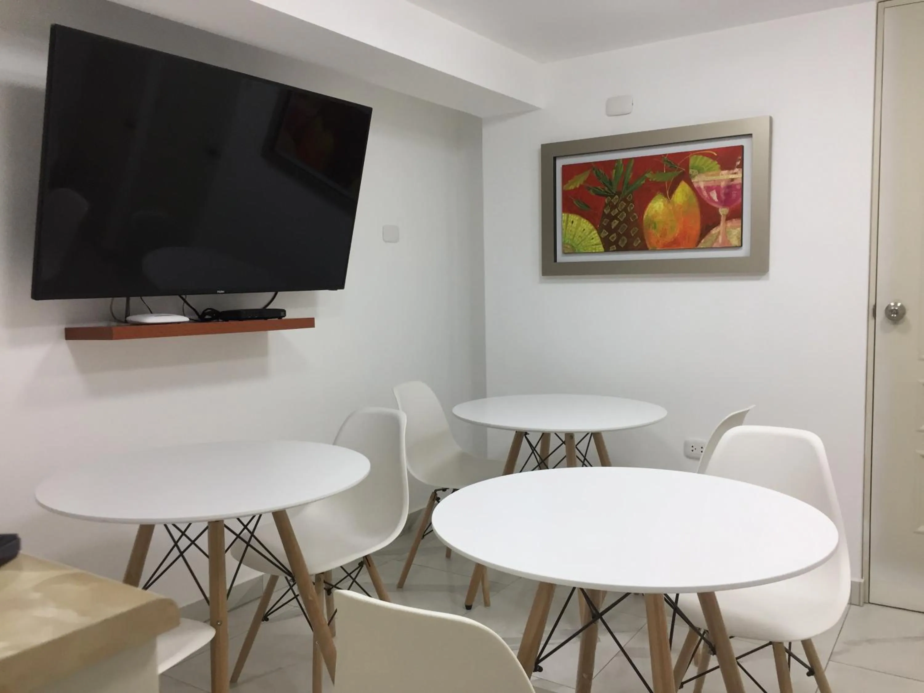 Restaurant/places to eat in Plaza Mayor Lima