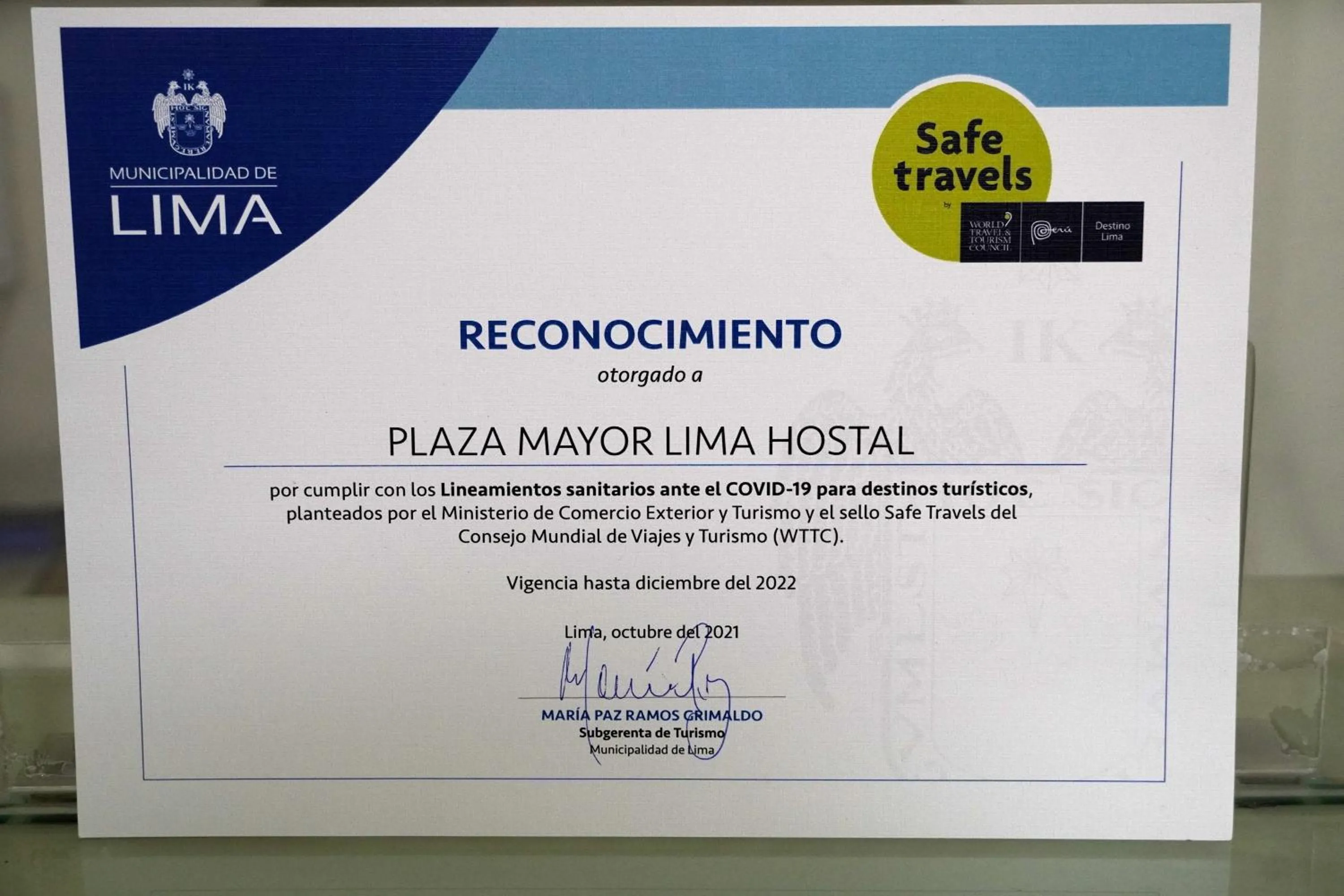 Logo/Certificate/Sign in Plaza Mayor Lima