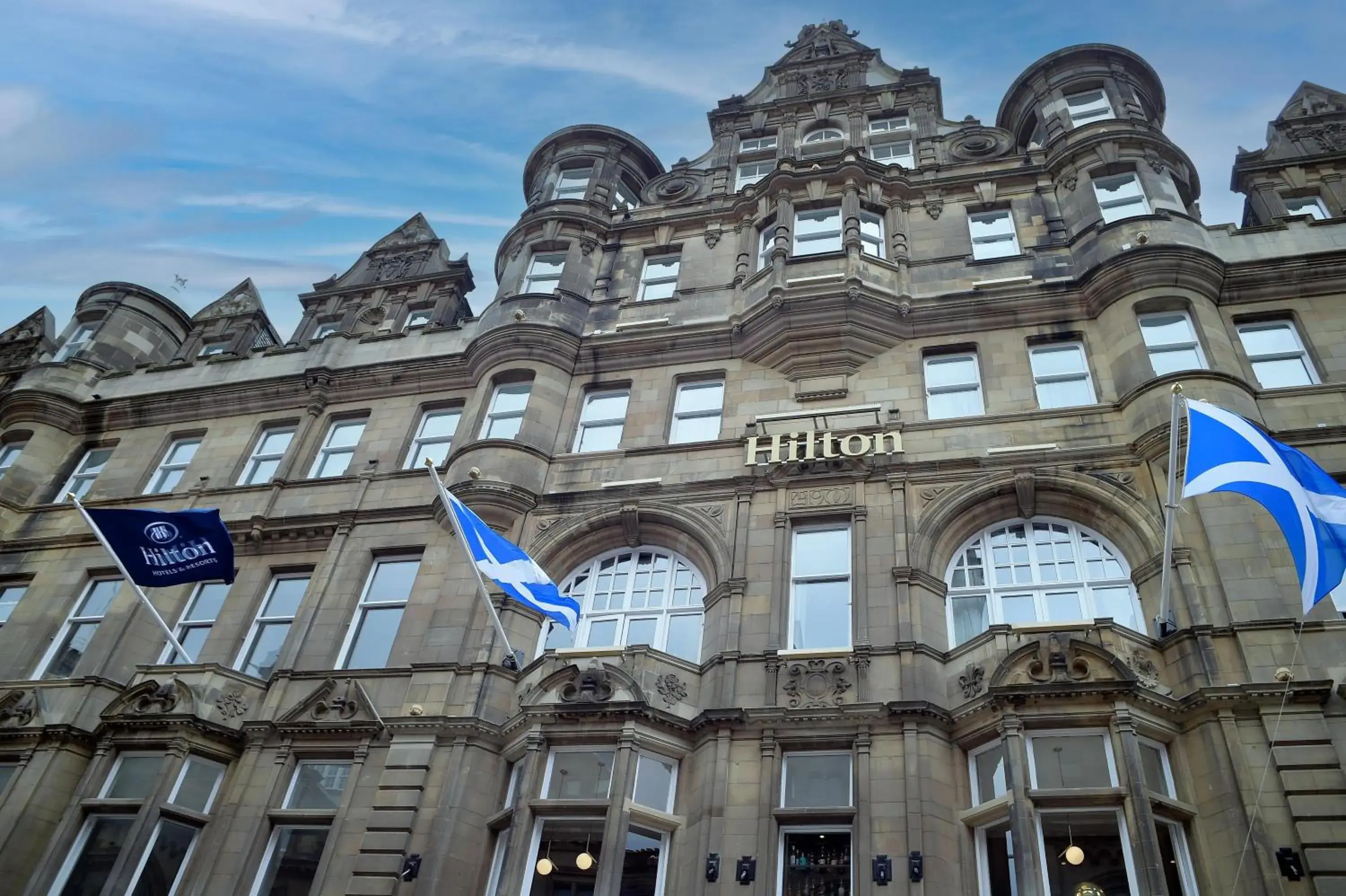 Property building in Hilton Edinburgh Carlton Property building in Hilton Edinburgh Carlton